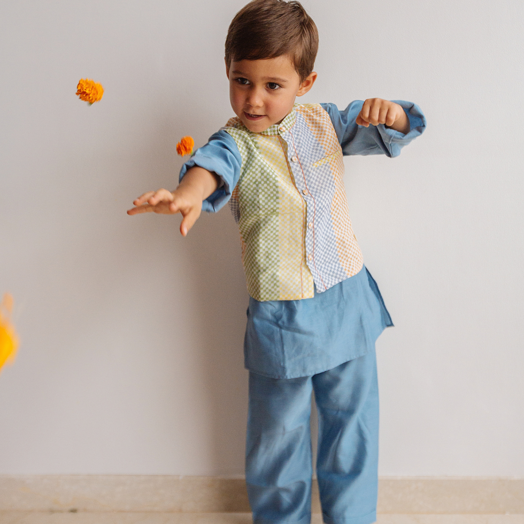 Chanderi Kurta Pyjama & Bandi Set - Spot the Checks (Sky)