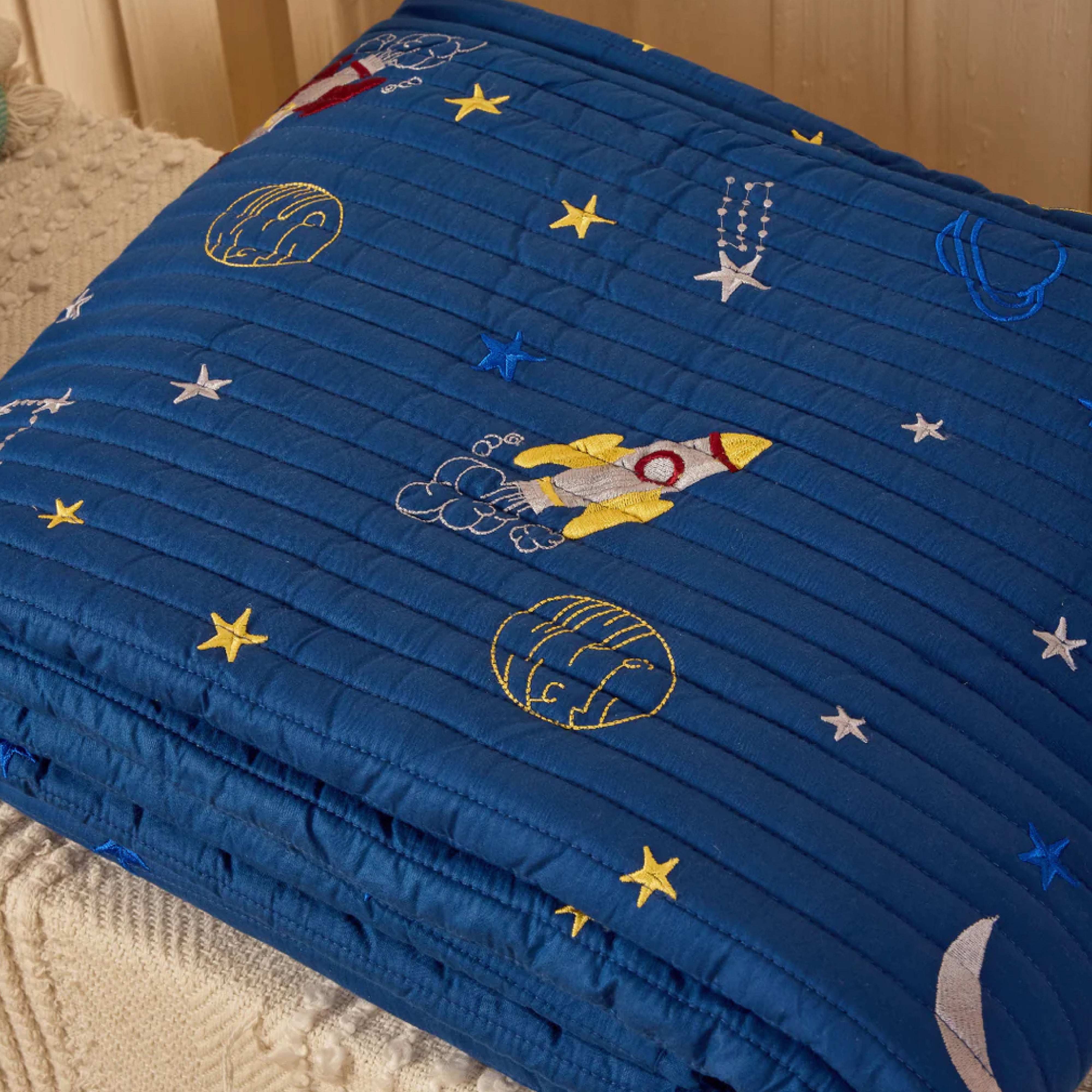 To The Moon And Back Bed Spread Set