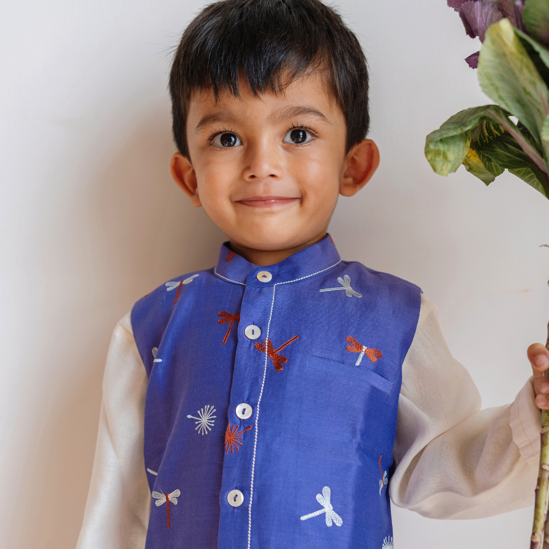 Chanderi Kurta Pyjama & Bandi Set - Magical Jungle Embroidered