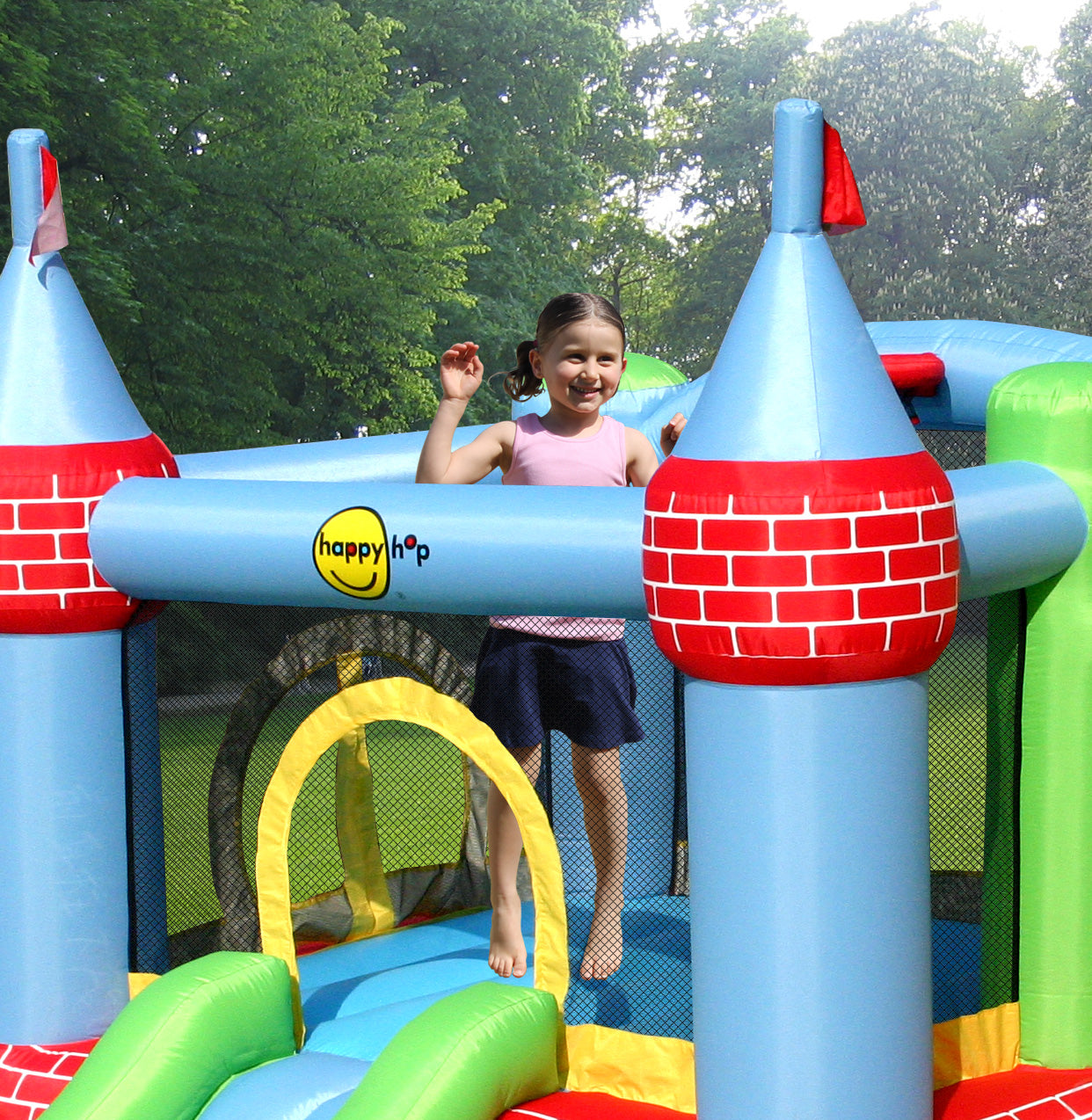 Castle Bouncer With Farmyard Ball Pit