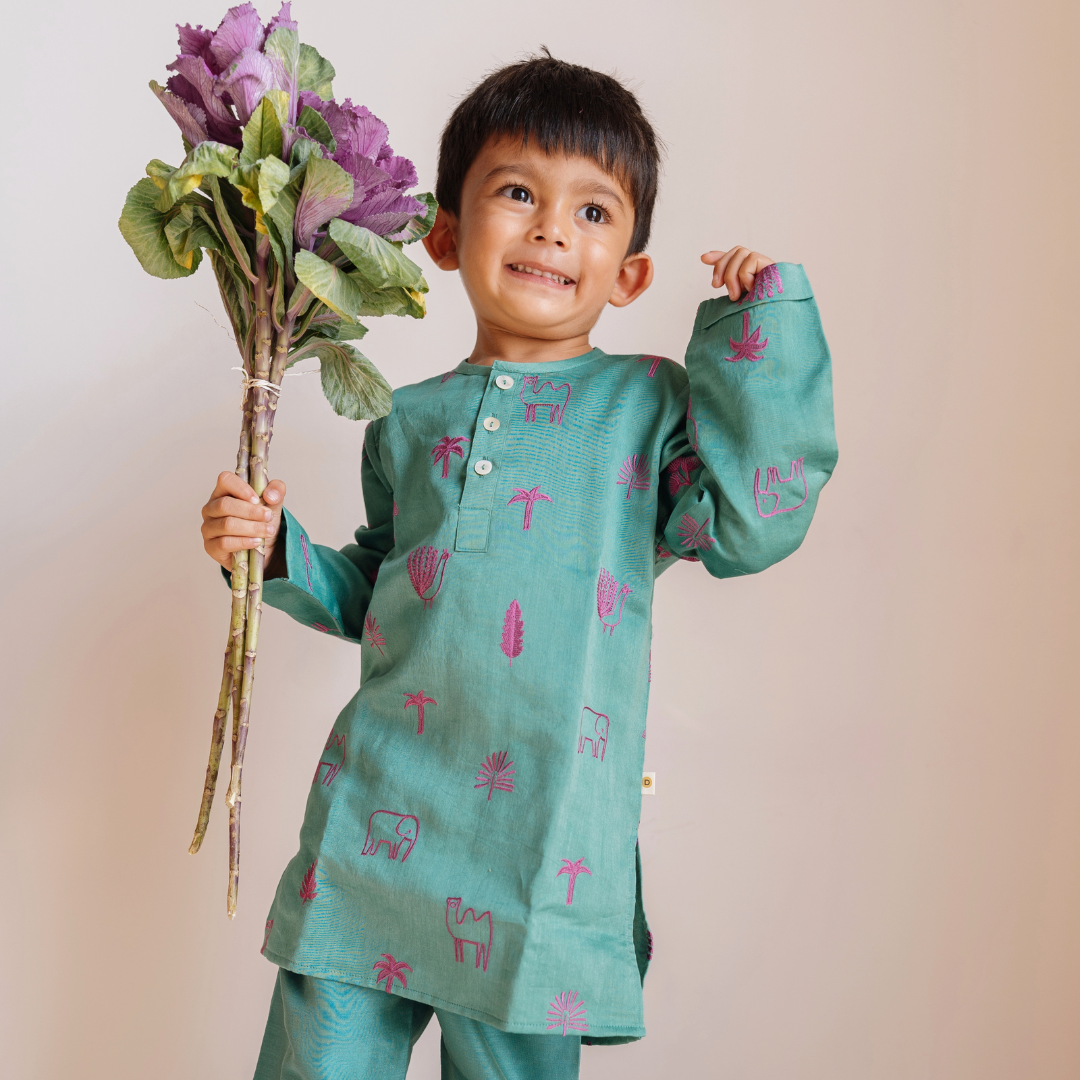 Chanderi Kurta Pyjama Set | Embroidered - Magical Jungle (Emerald)