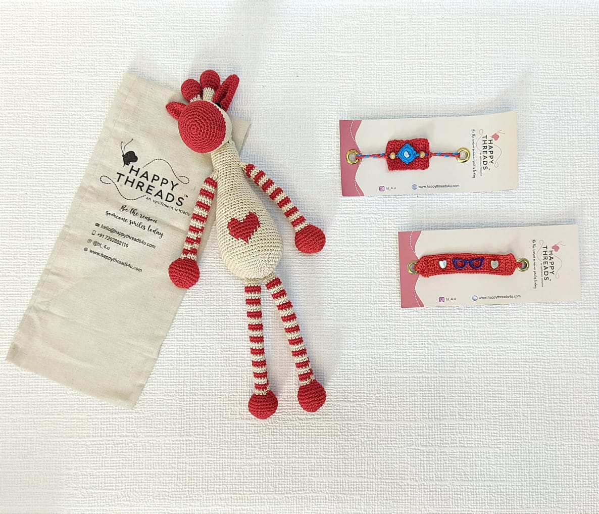 Red Giraffe Serenity Ensemble - Hamper