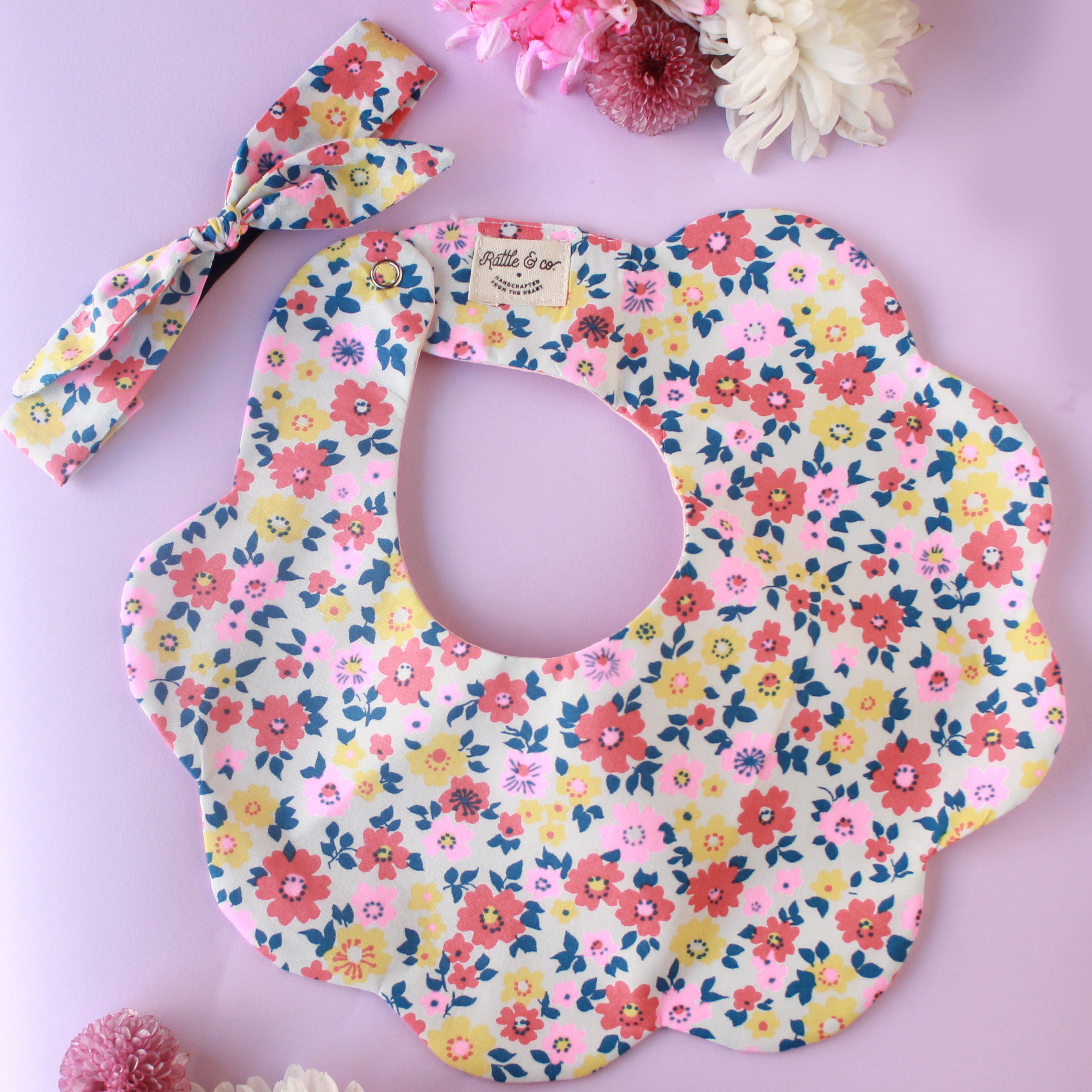 Walk In The Park Bib + Bow Set - Totdot