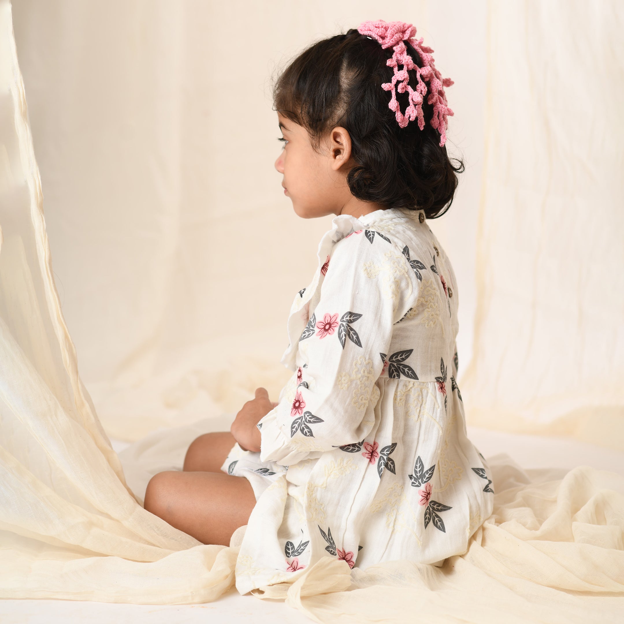 Organic Cotton Muslin White Floral Dress & Pink Flower Long Clip-Gift Set