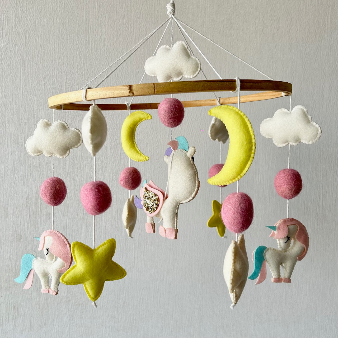 Dreamy Unicorn - Cot / Crib Mobile