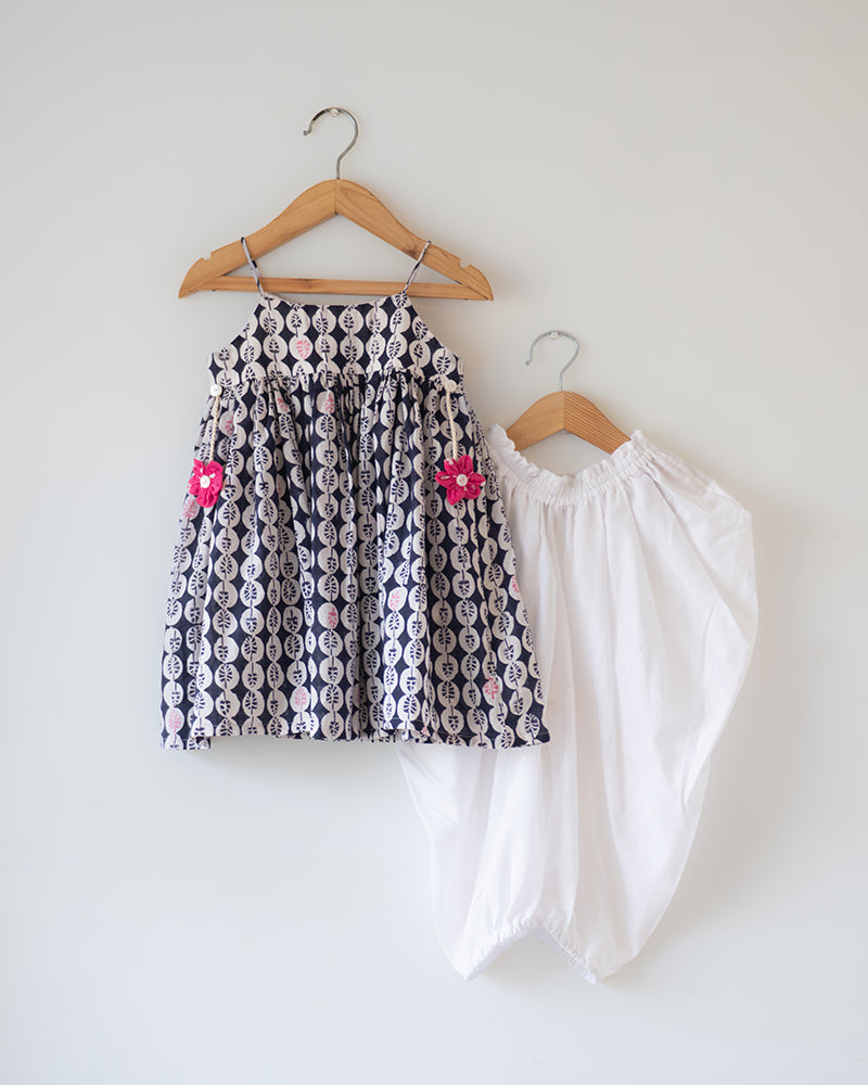 Nila Cotton Monstera Print Kurta With White Cowl Dhoti Pants and Pink Bandhani Dupatta Coord Set