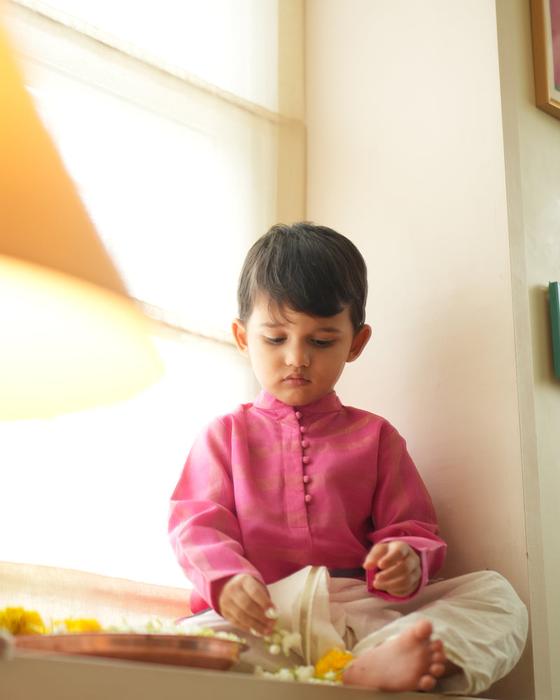 NEELKAMAL ethnic kurta in pink gold stripe