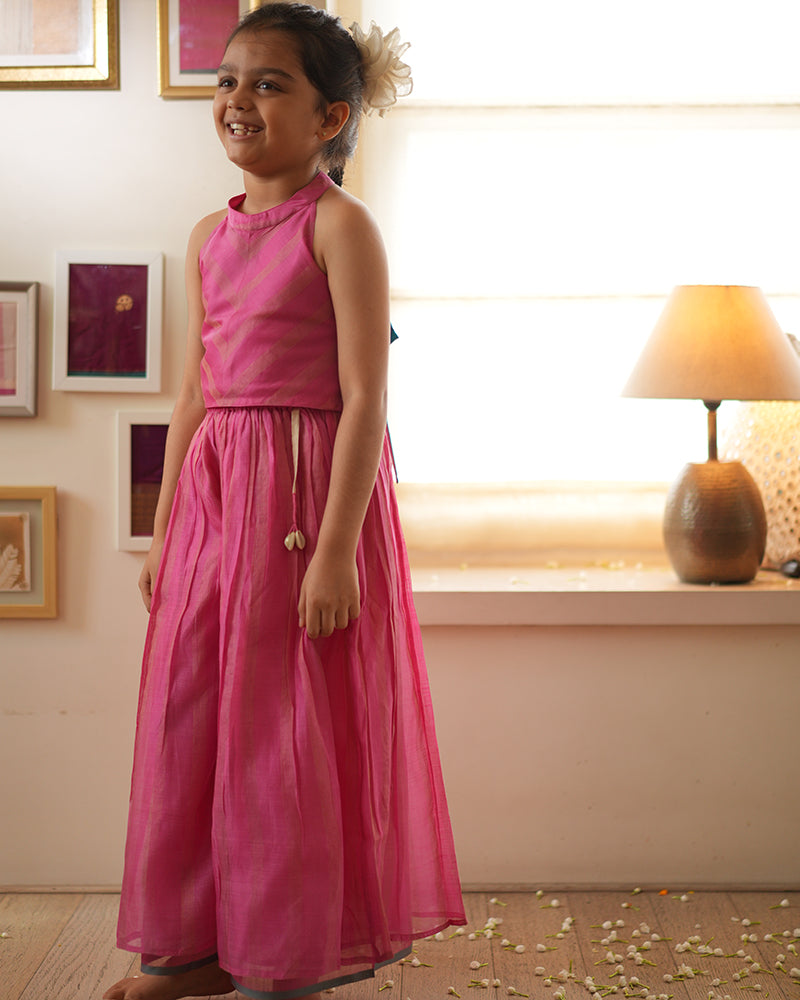 NEELKAMAL coord set in pink and gold