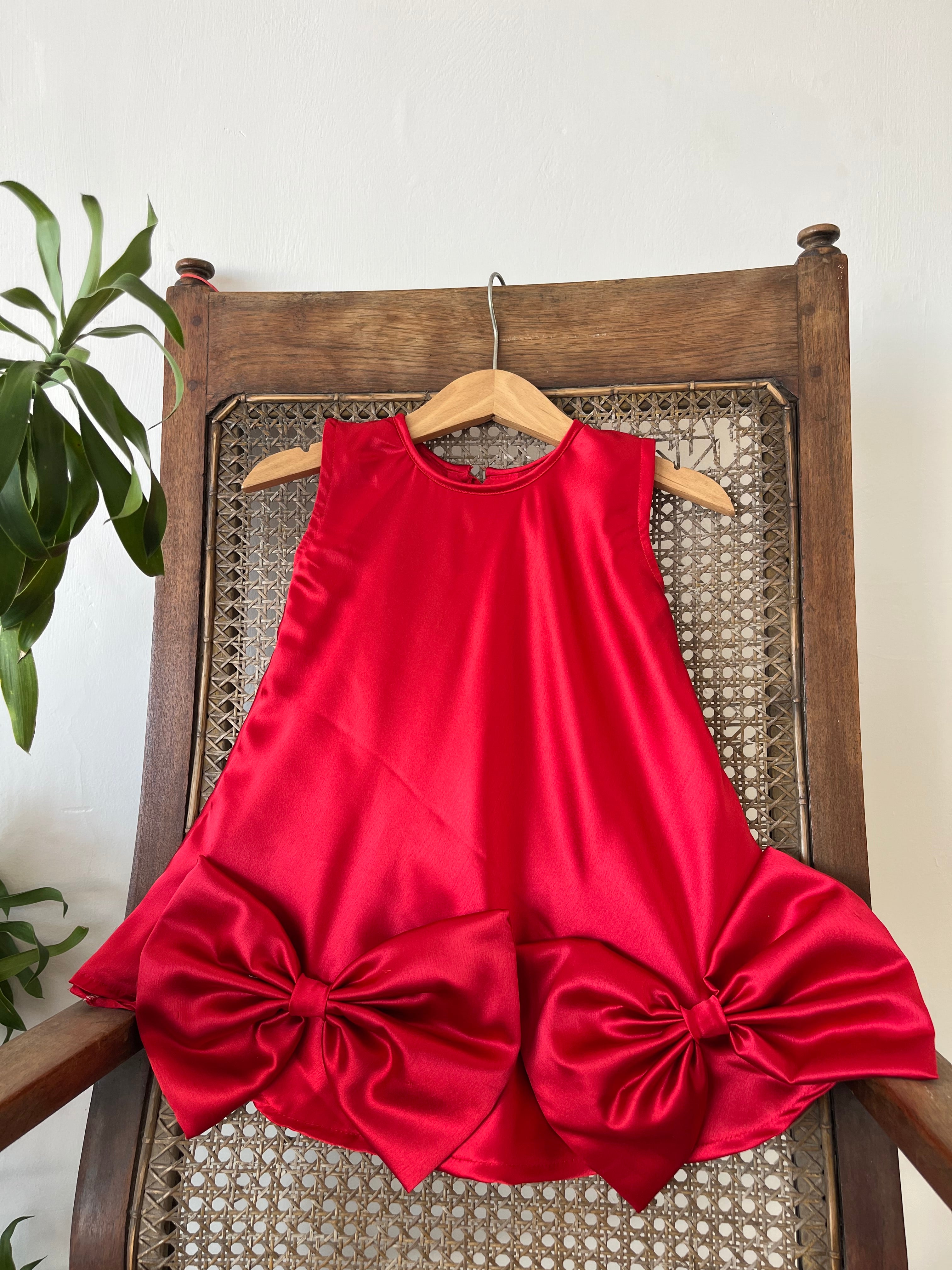 Big Red Bow - Dress