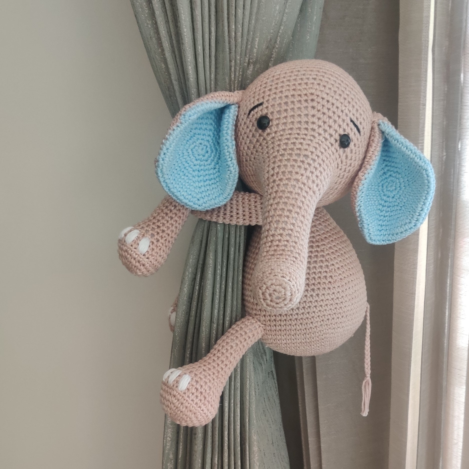 Animal - Elephant curtain Tie / Crochet Toy (Design 2)