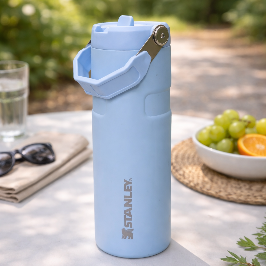 Stanley 17oz| IceFlow™ Bottle with Flip Straw Lid – Sky Mist