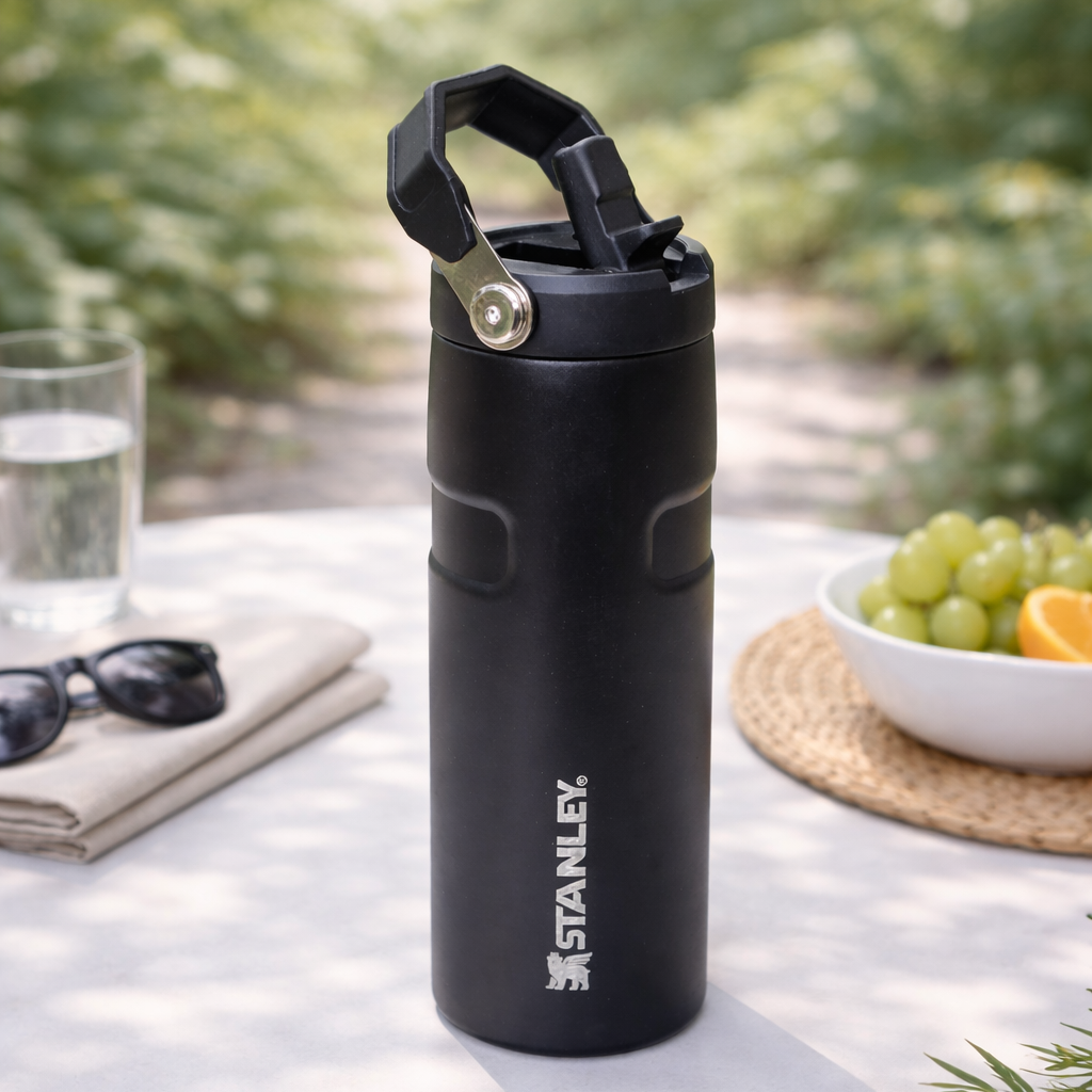 Stanley 17oz | IceFlow™ Bottle with Flip Straw Lid – Midnight Edge