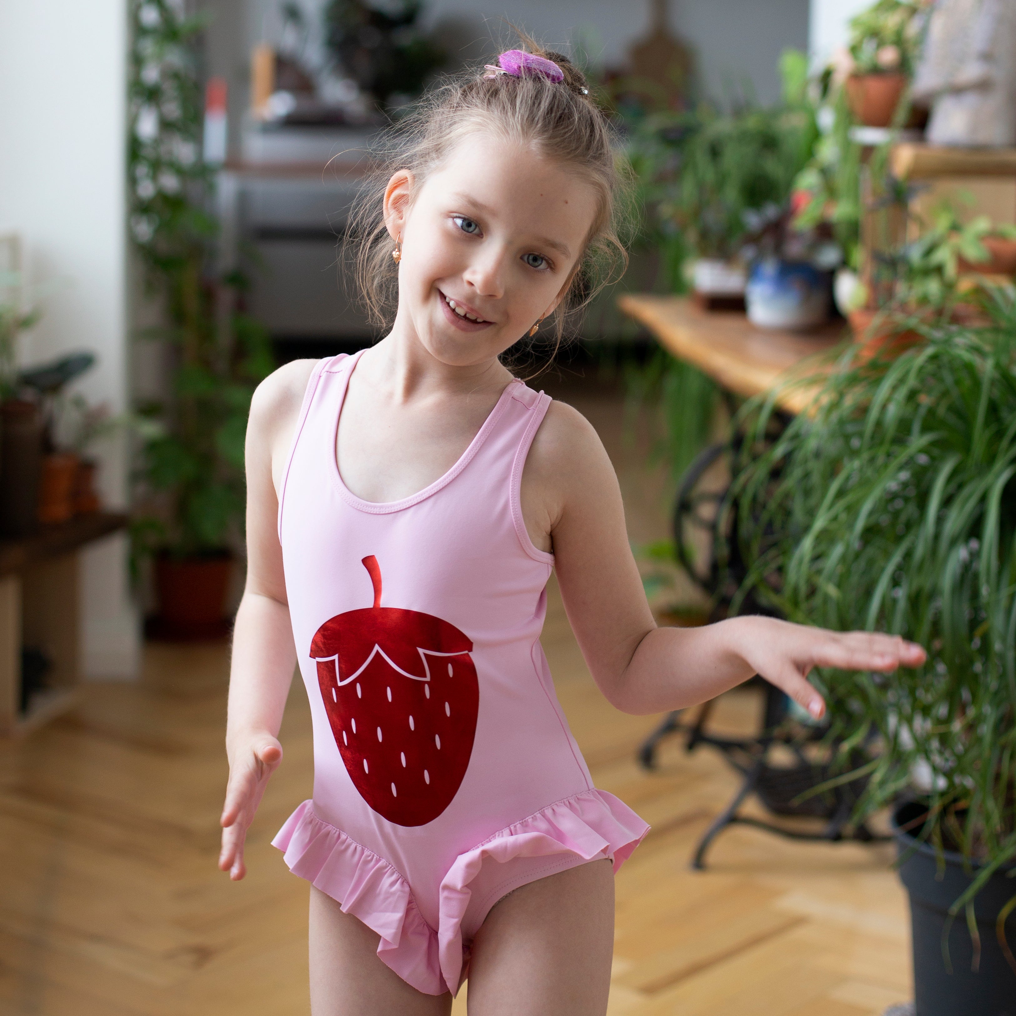 LIGHT PINK STRAWBERRY ONE PIECE