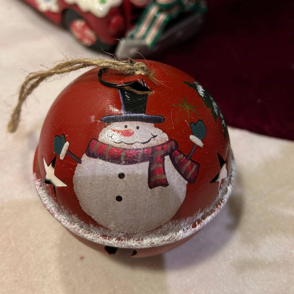 Crimson Snowbell Bauble