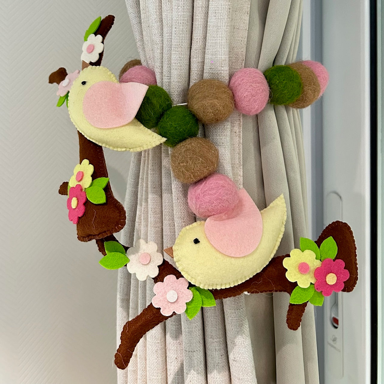 Bird Haven - Curtain Tie