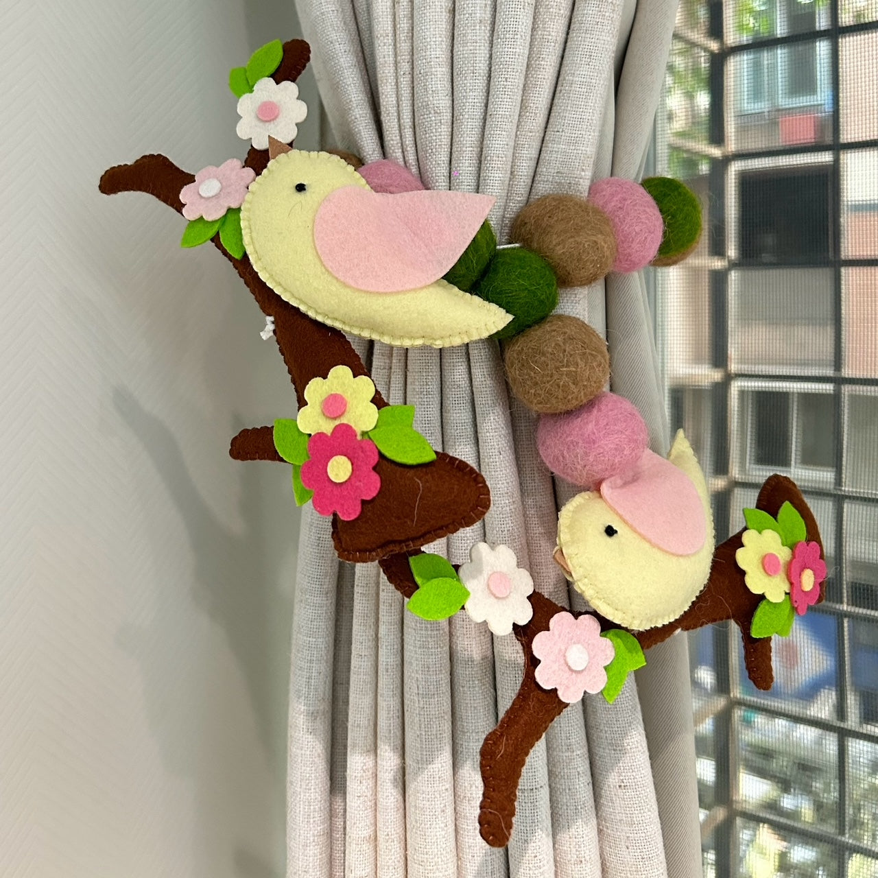 Bird Haven - Curtain Tie