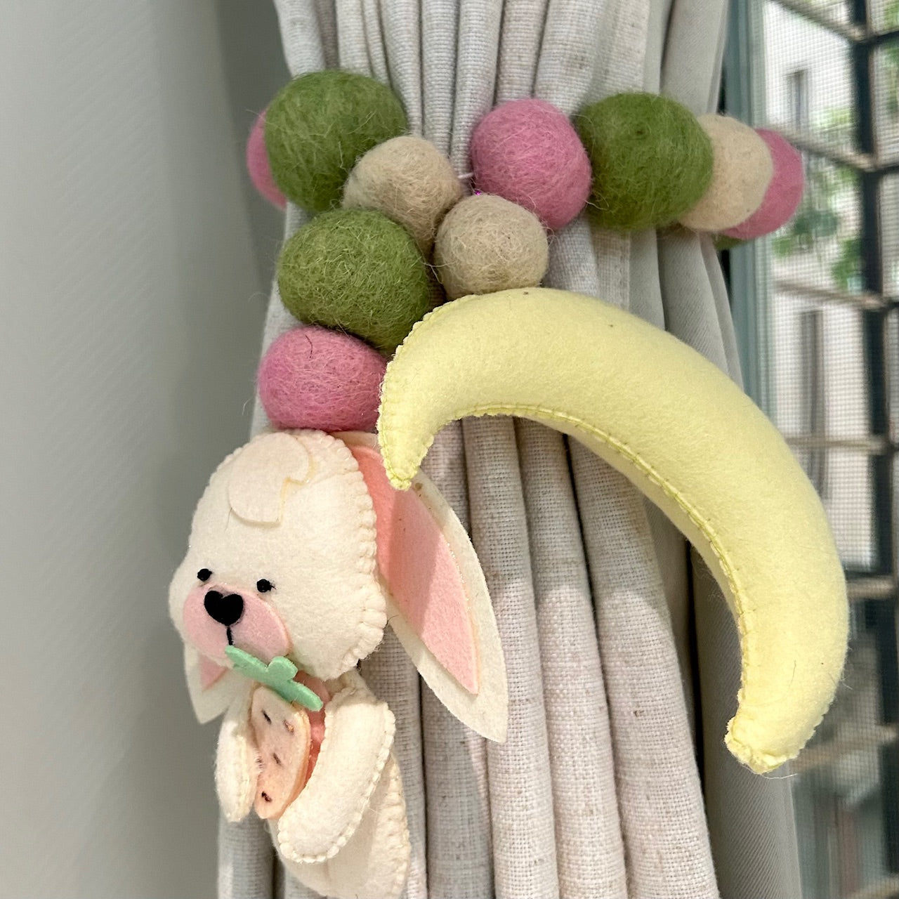 Bunny's Delight - Curtain Tie