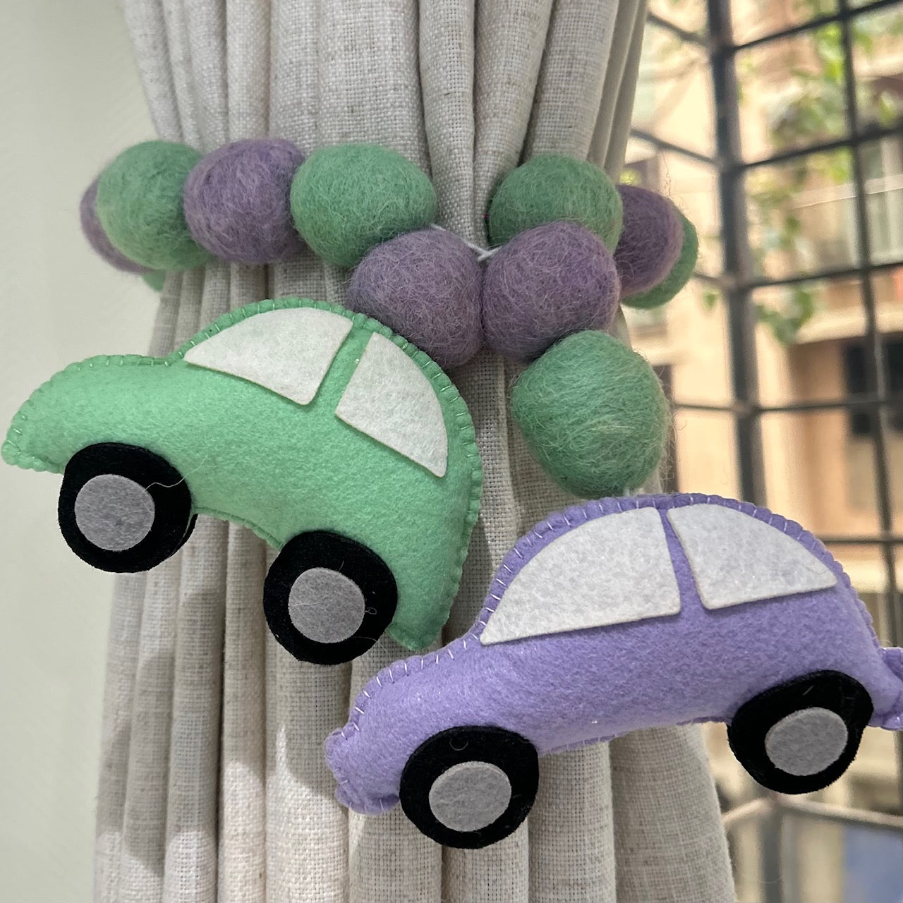 Vintage Vroom - Curtain Tie