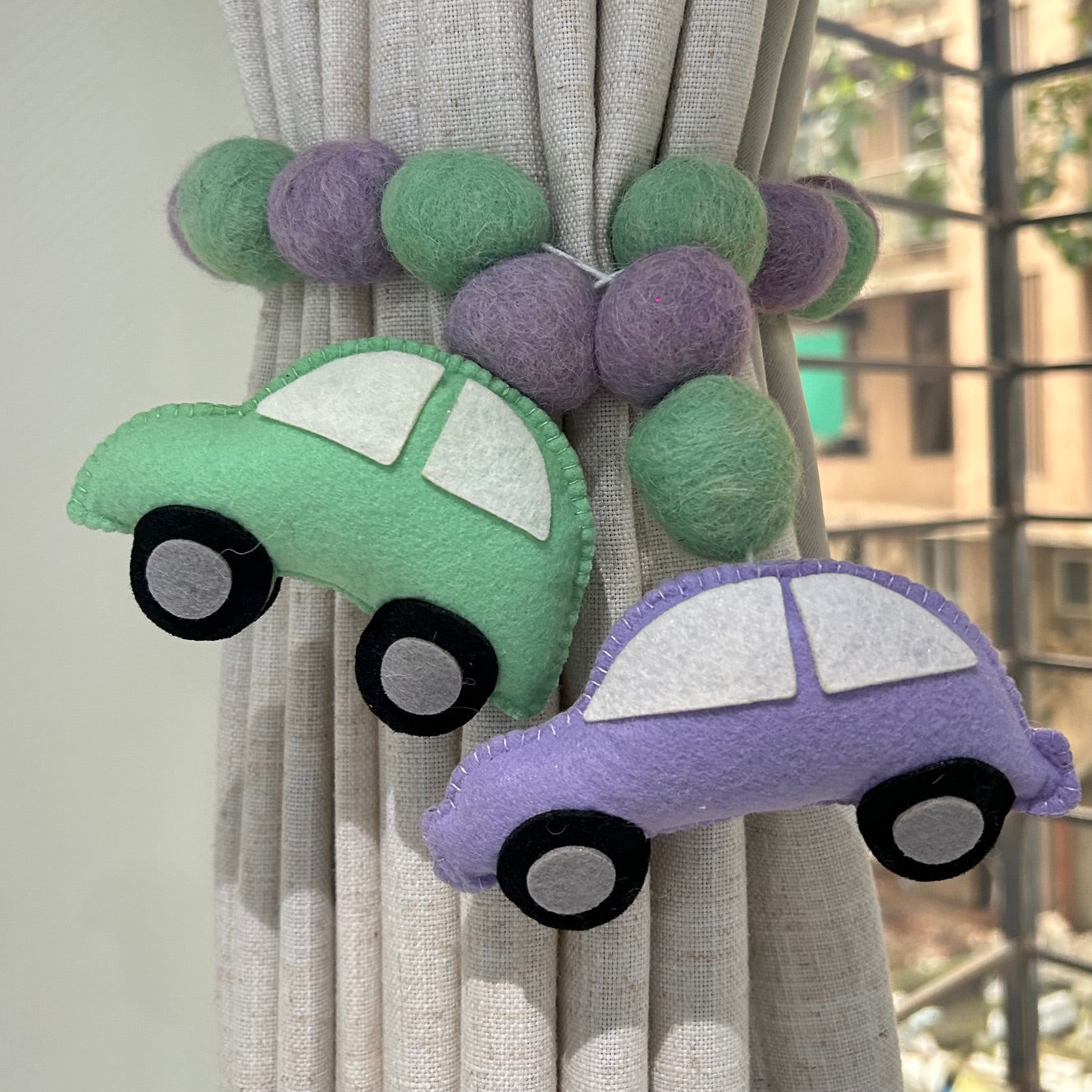 Vintage Vroom - Curtain Tie