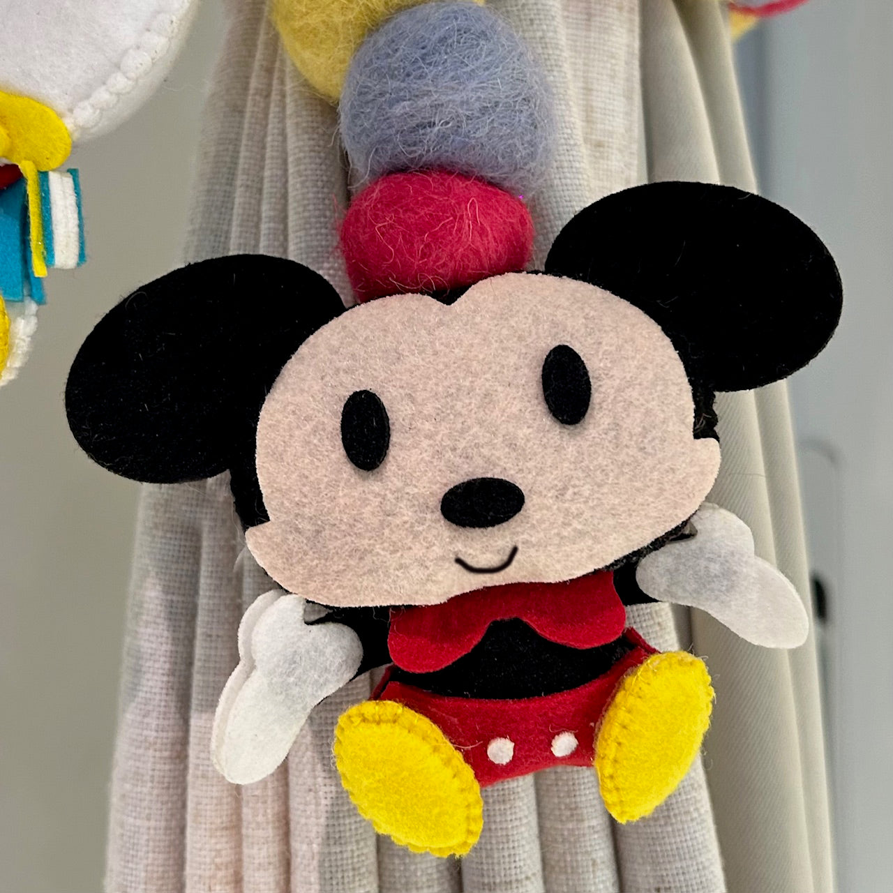 Mickey’s Friends - Curtain Tie