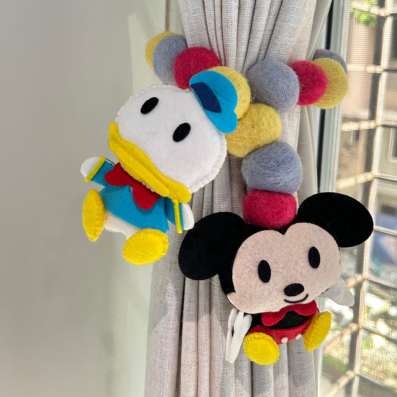 Mickey’s Friends - Curtain Tie