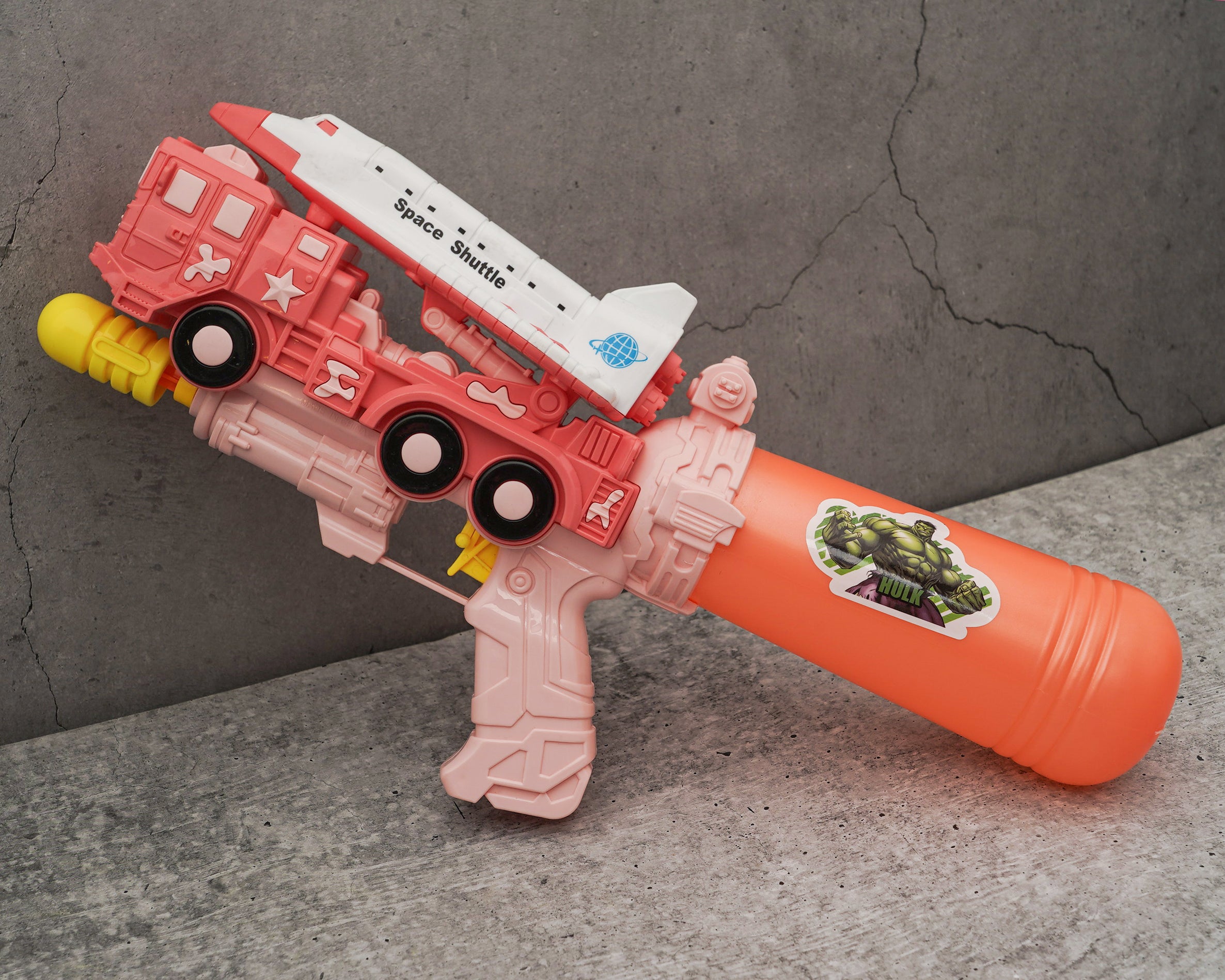 Space shuttle water gun