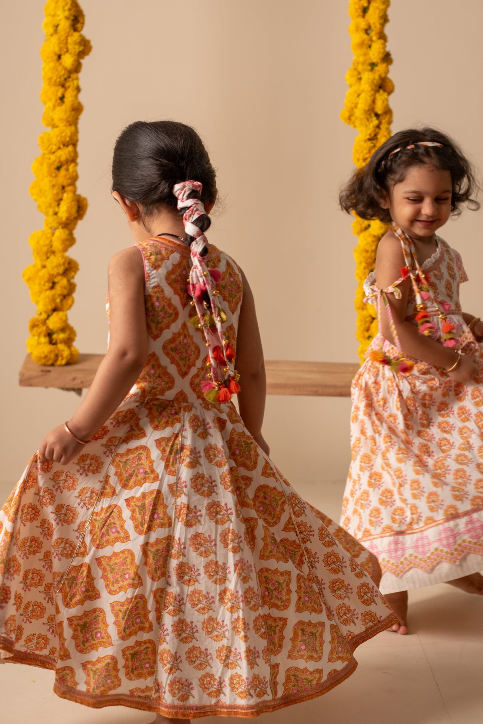 Rani Parandi - Hair Accessory
