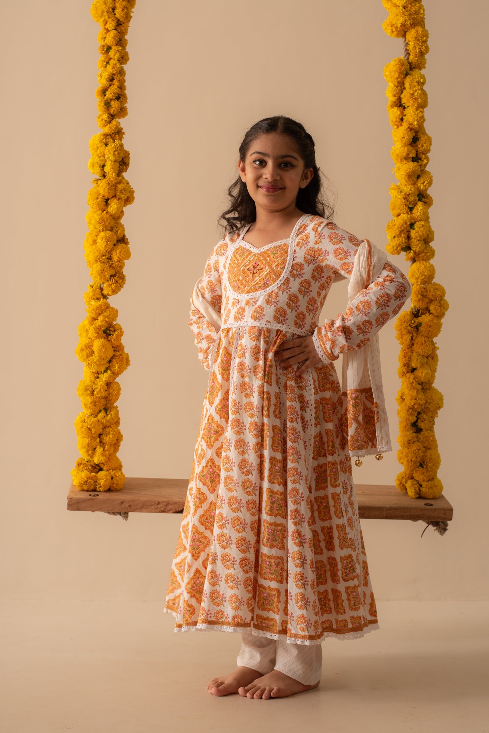 Chandan Anakrali Set
