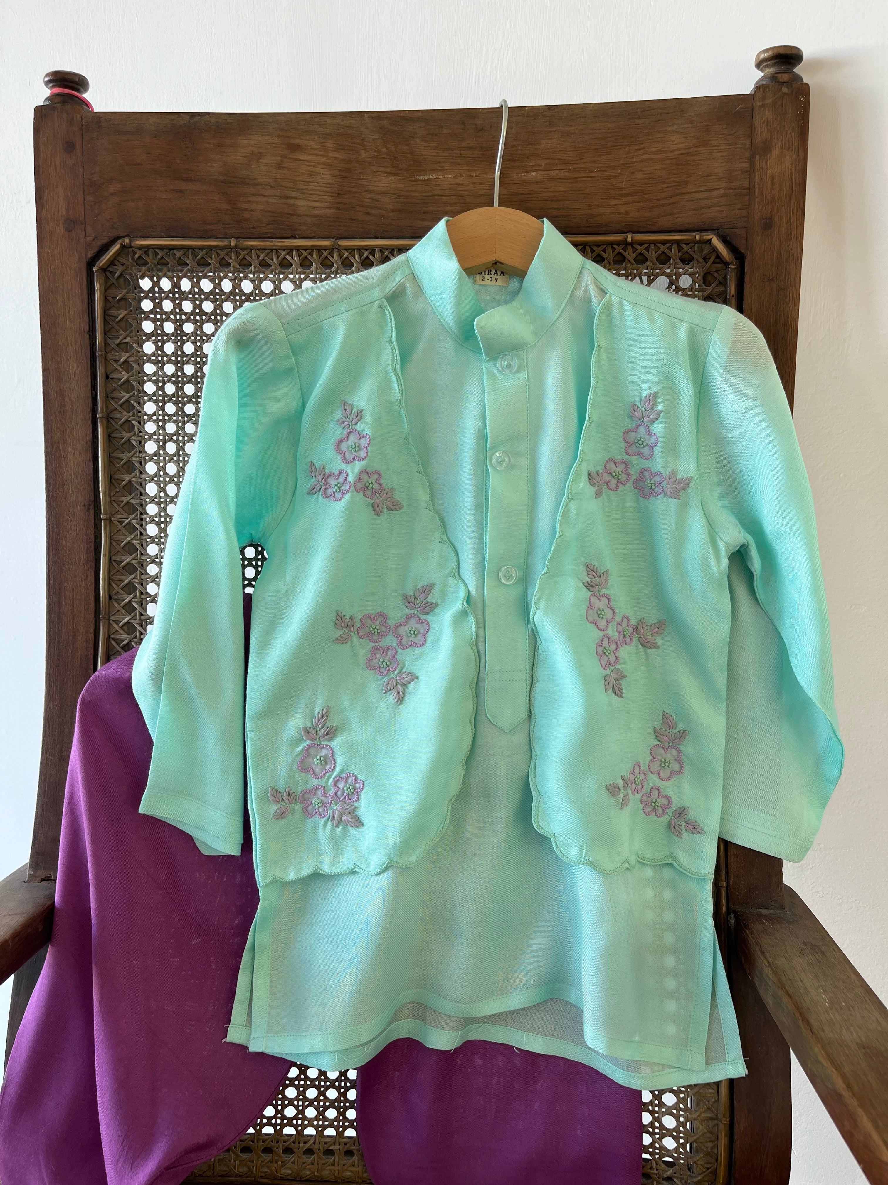 Rysa Kurta Set