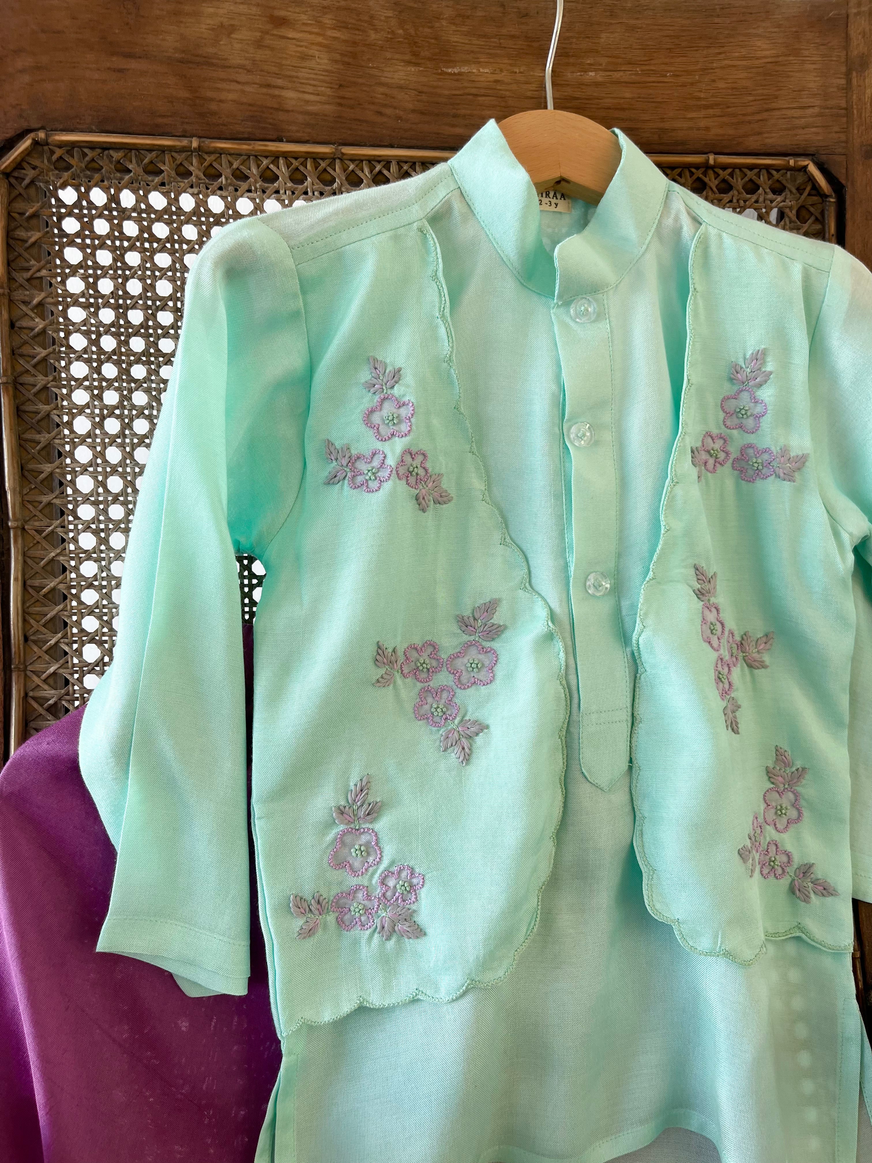 Rysa Kurta Set