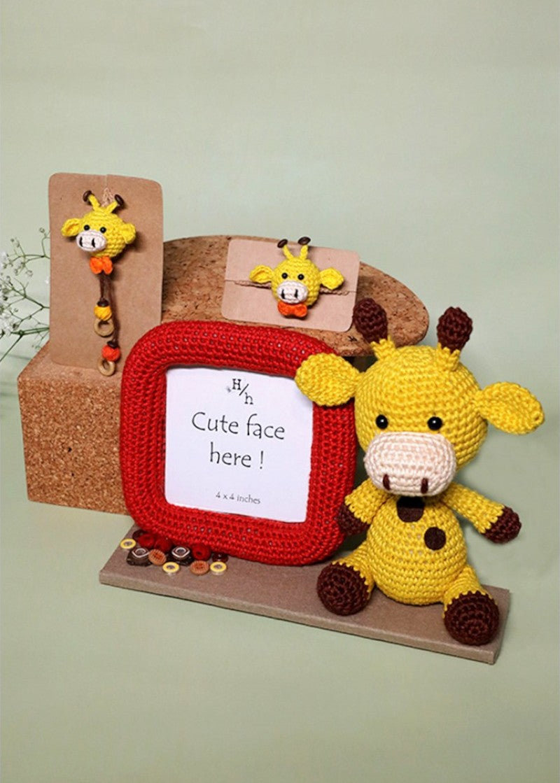 Giggling Giraffe handmade crochet rakhi by Haute By Hand – Raksha Bandhan gift India