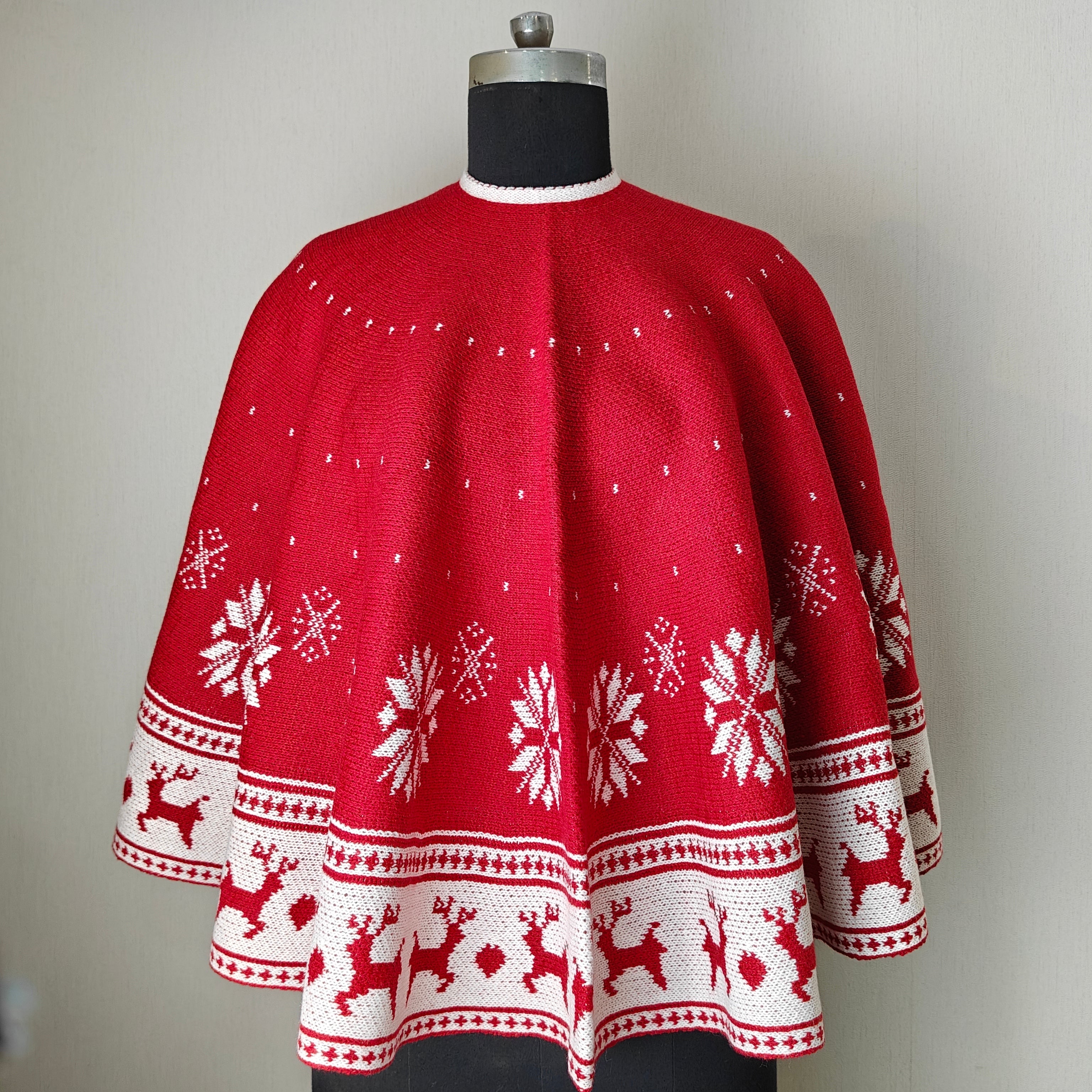 50'' Tree Skirt -to-Cape – Nordic Snowflakes