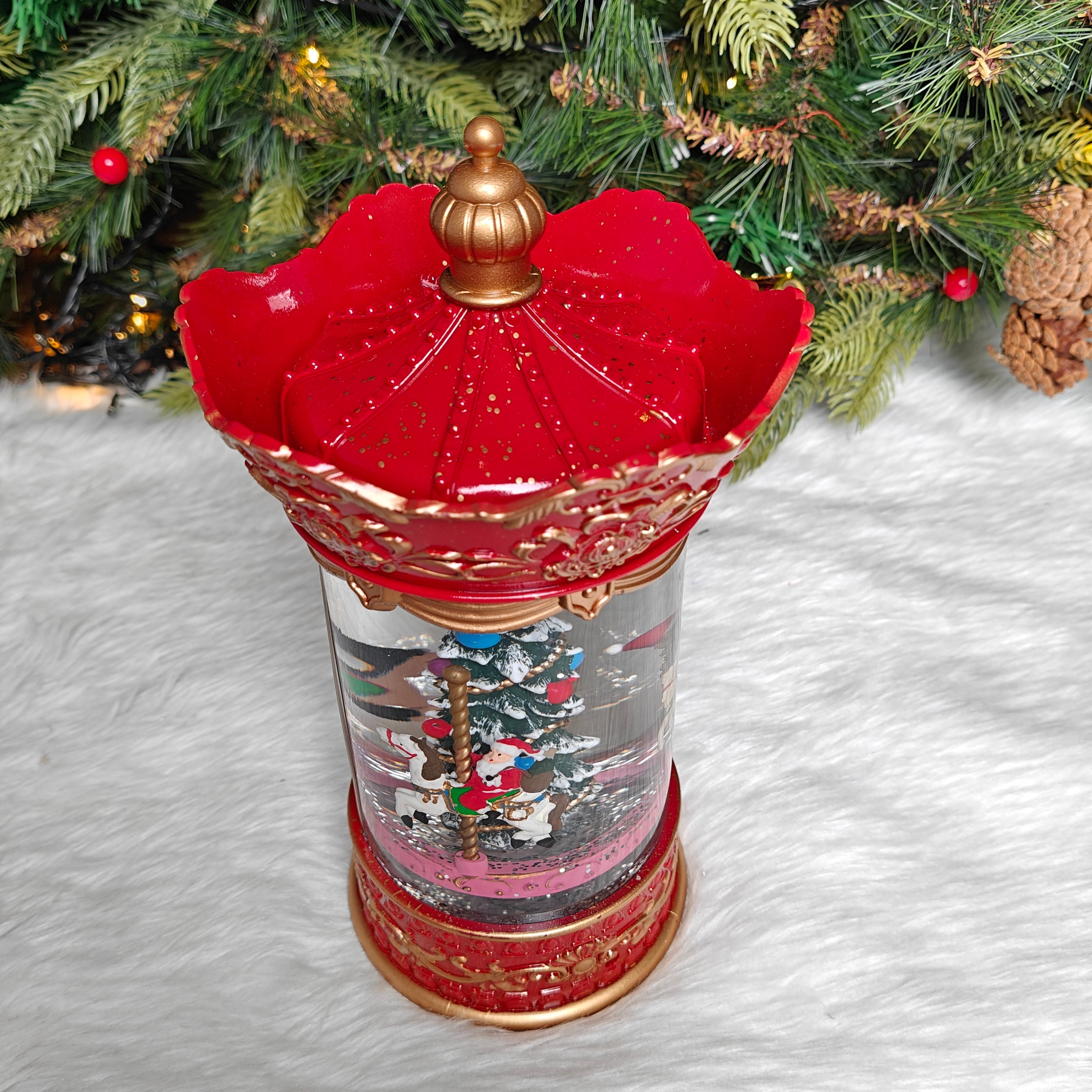 Waterlight Carols – Royal Christmas Carousel