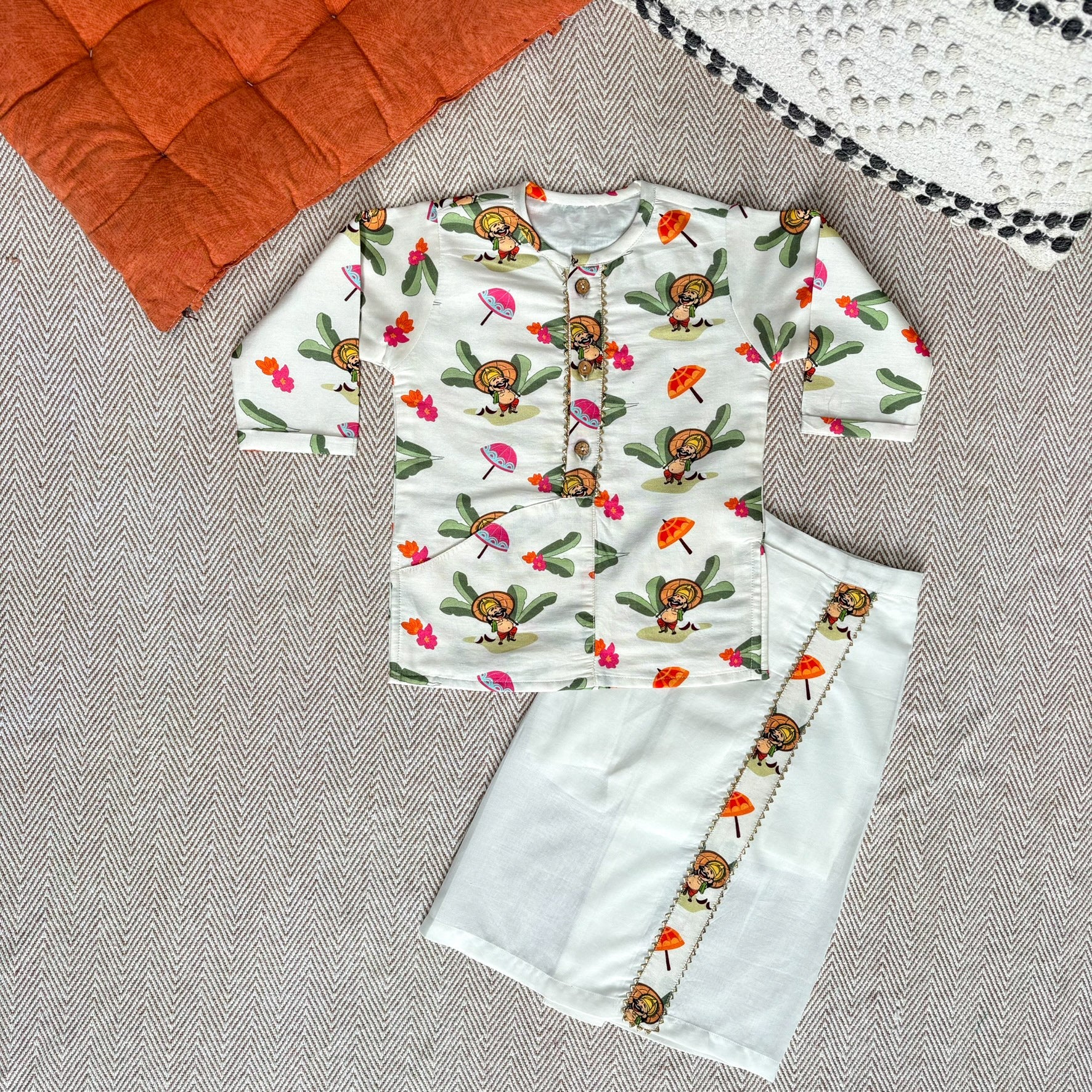Mul Chanderi "Mahabali Print" kurta with Munddu