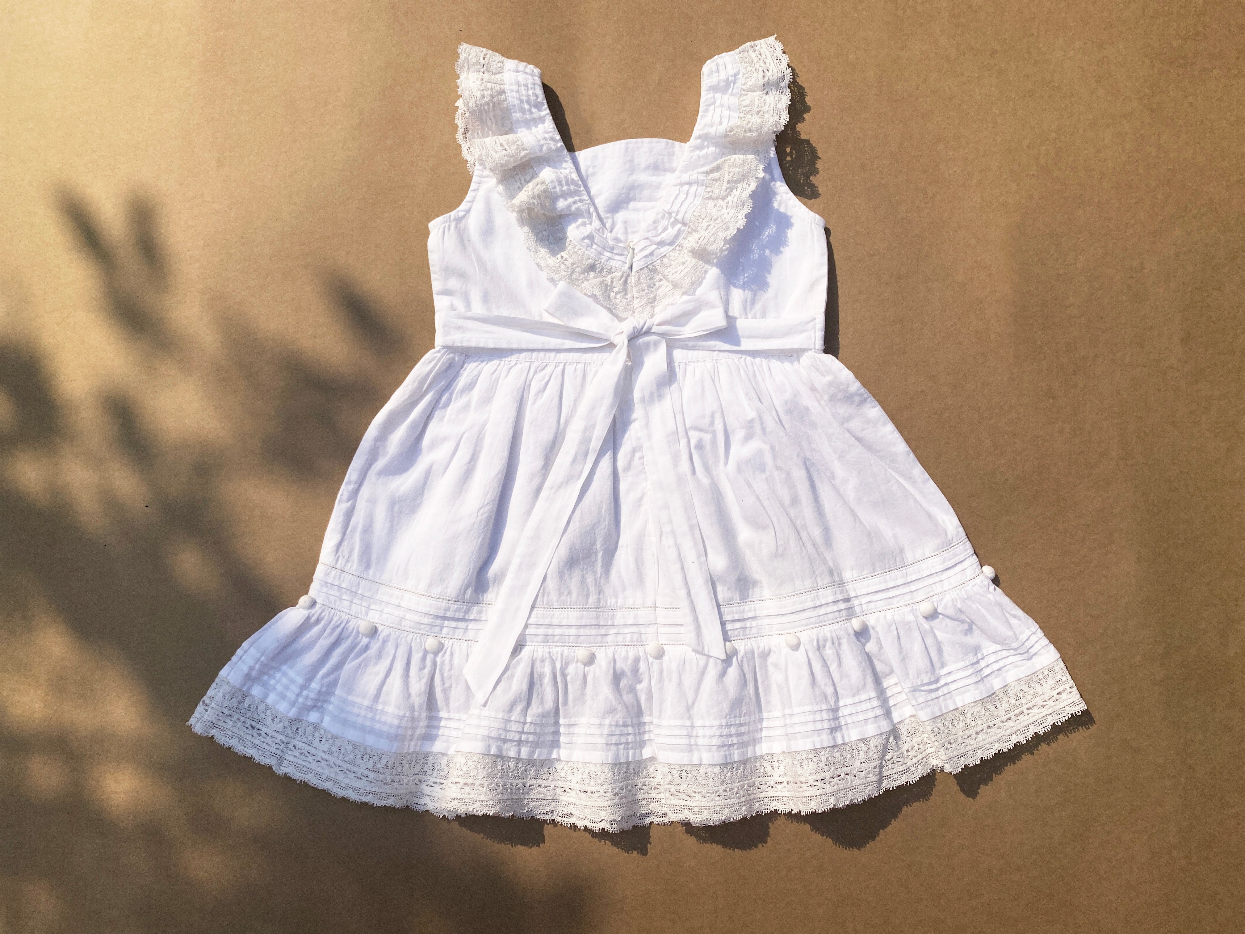 Charmante Blanc Dress