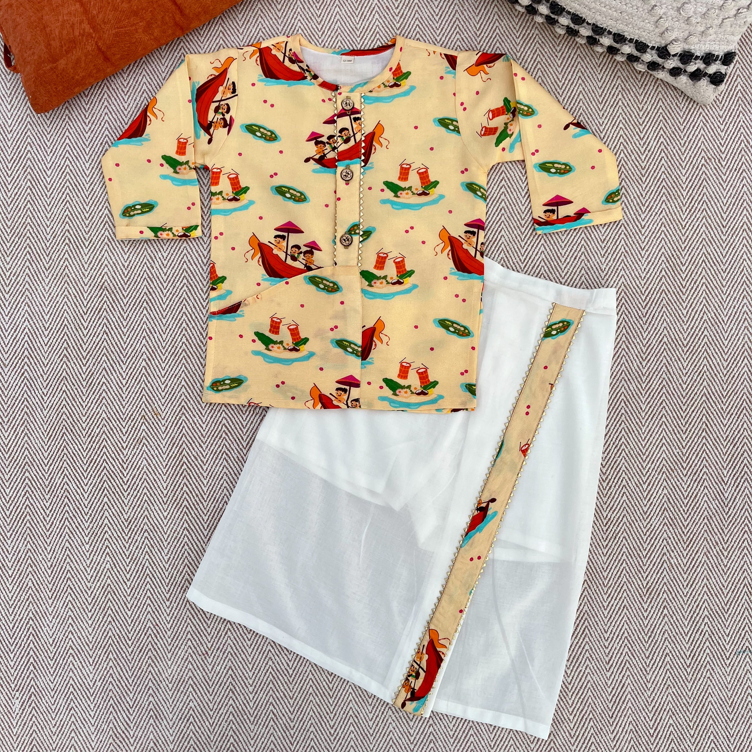 Mul Chanderi "Aaroo, Iro Iro Iro" kurta with Munddu