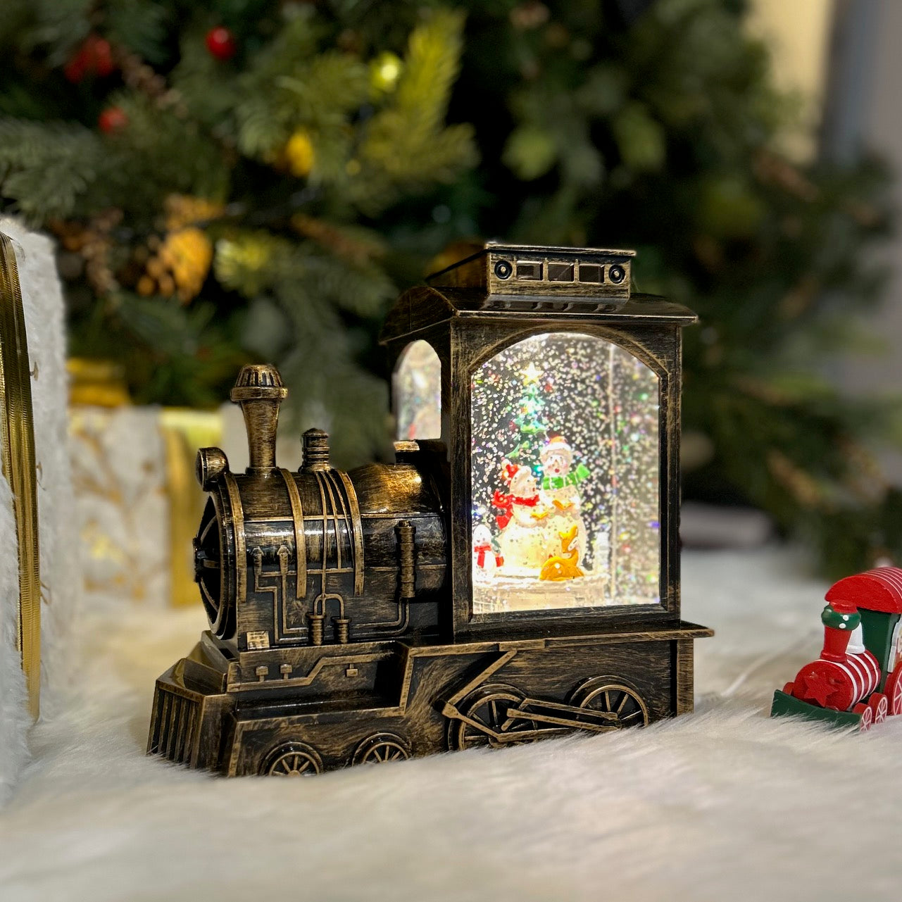 Waterlight Carols - Snowman's Tree Spectacle