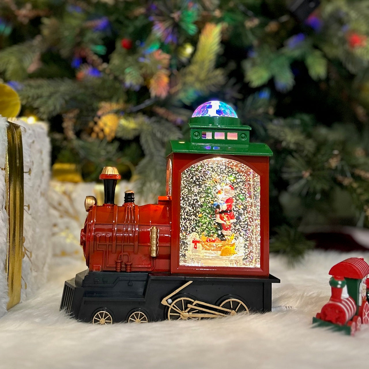 Waterlight Carols - Santa's Tree of Lights