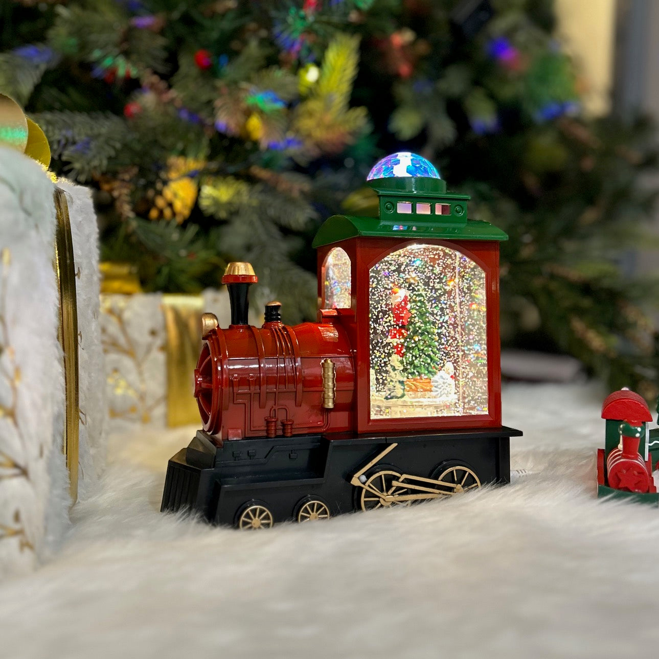 Waterlight Carols - Santa's Tree of Lights