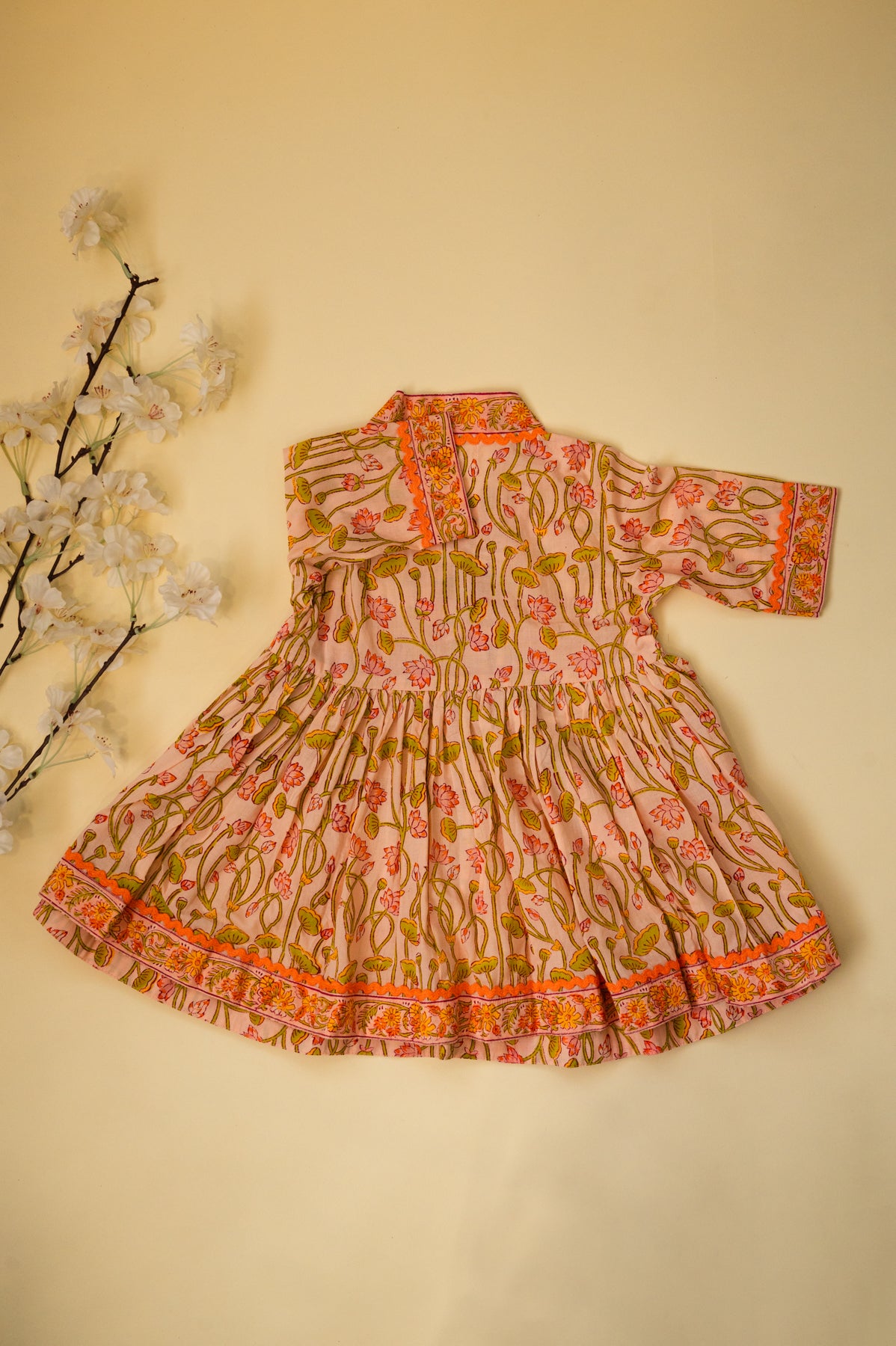 Lotus Floral Co-Ord Set With Tulip Pants - Peach