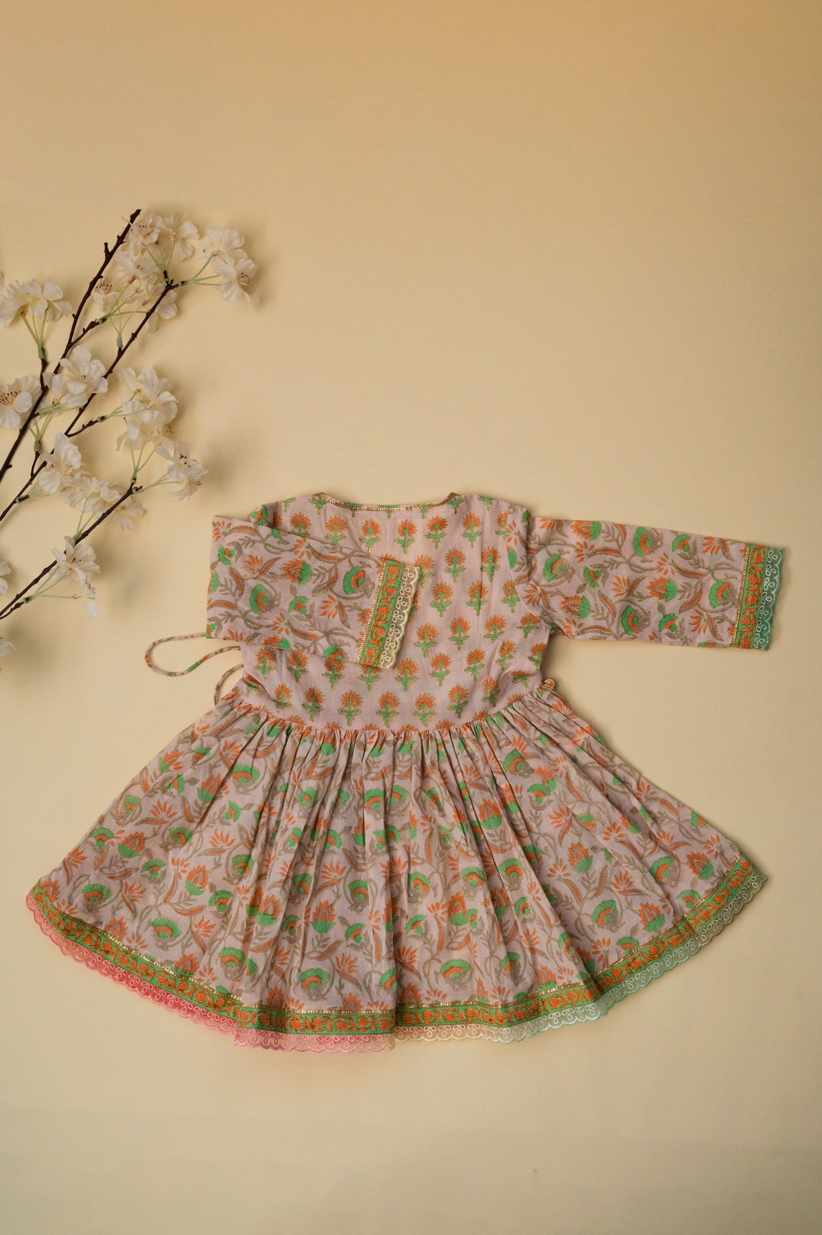 Jaal And Booti Floral Kurta With Tulip Pants - Baby Pink