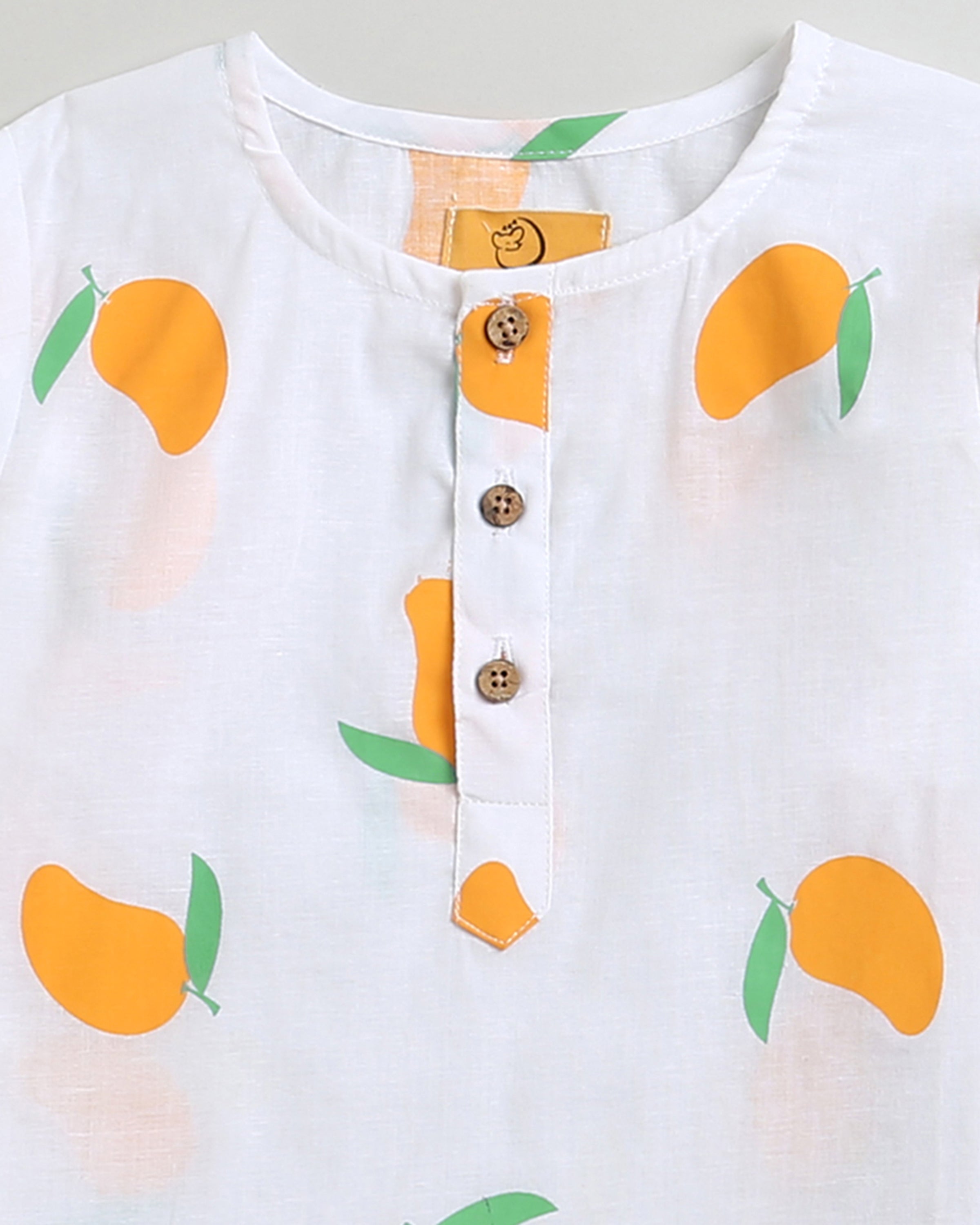 A Juicy Mango - Unisex Nightwear