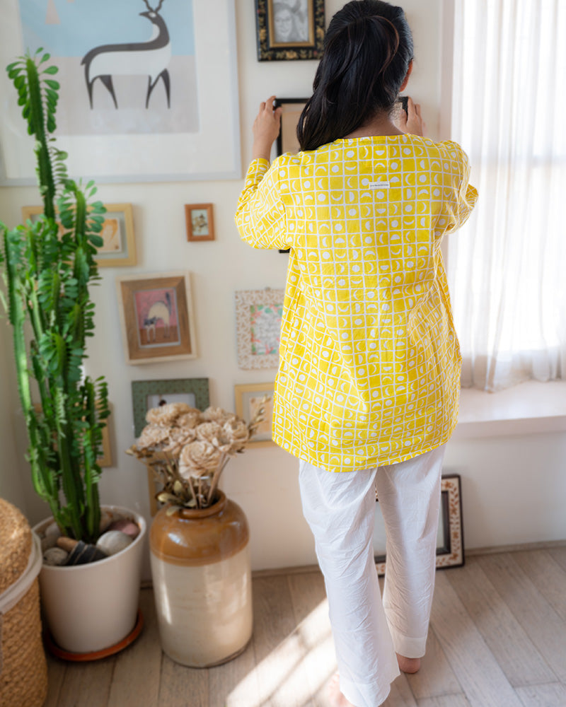 I want to be like grandpa’ kurta pajama set in yellow moon chase - Grown up version