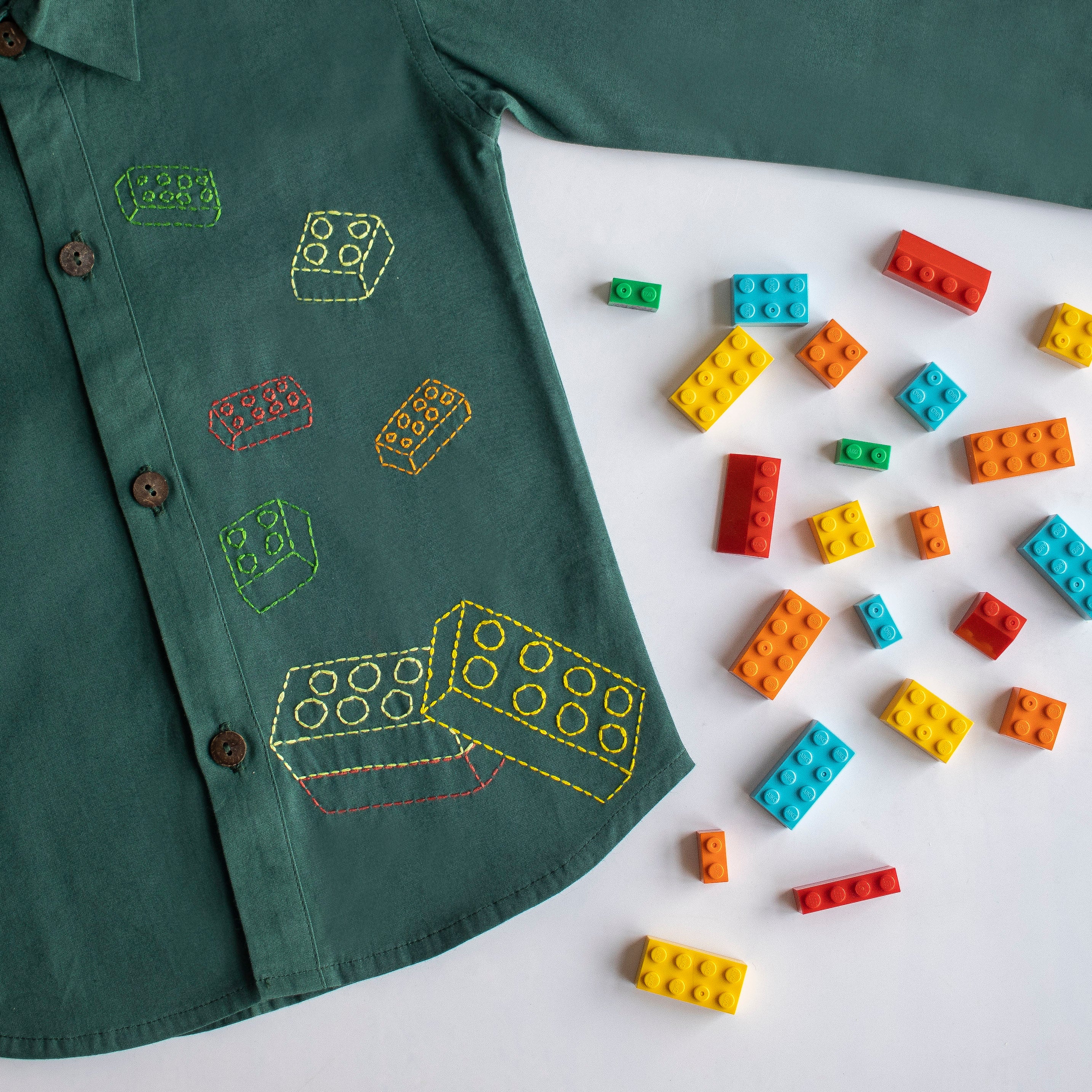 Building Blocks Embroidered Unisex Shirt - Bottle Green - Totdot