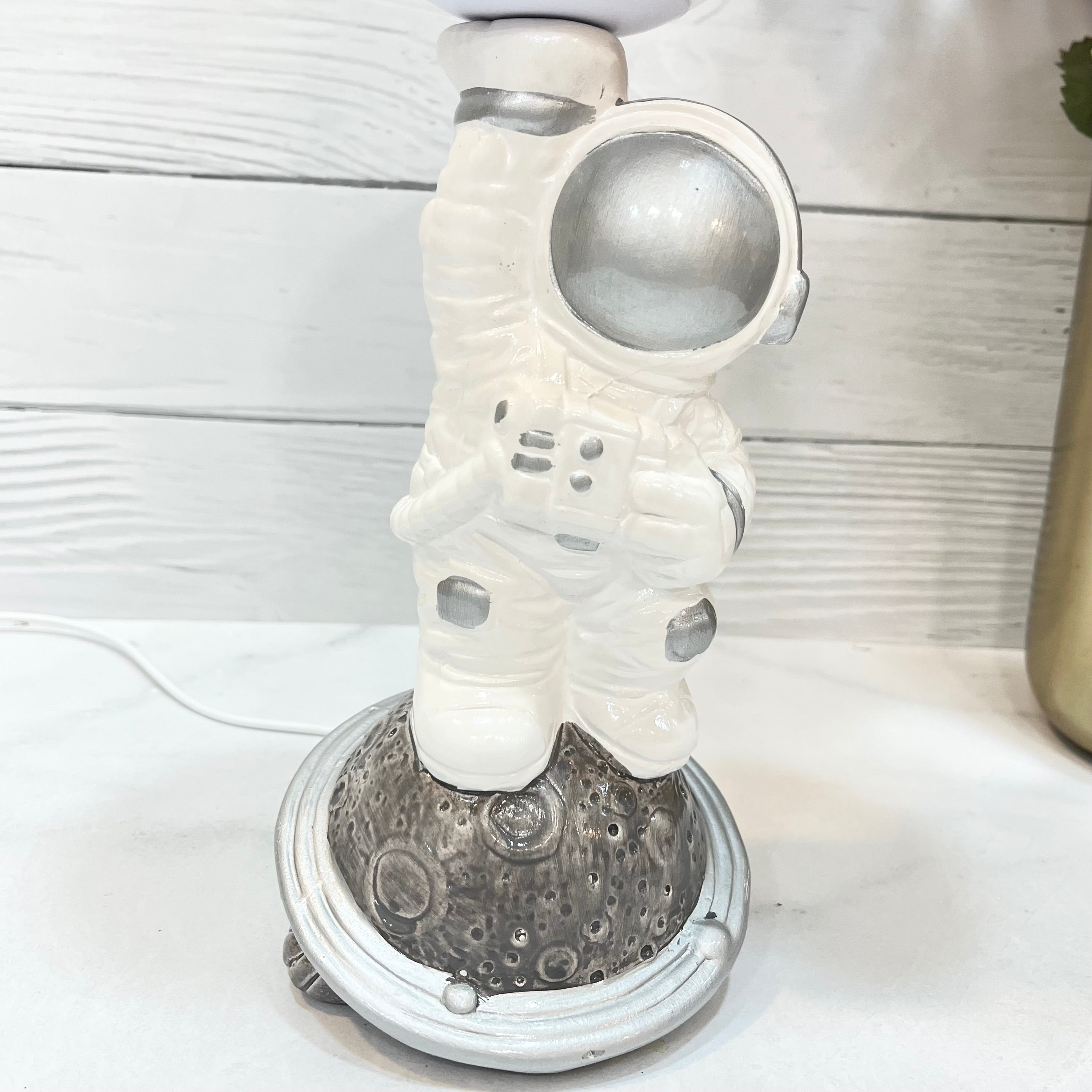 Astronaut Aura (Silver) - Night Lamp