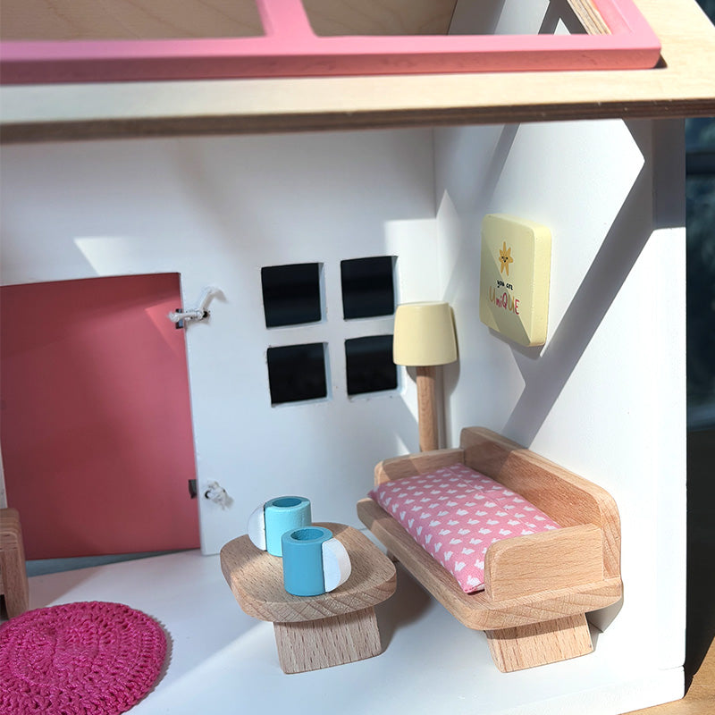 Pop’s Pool Side Villa - Mini doll house