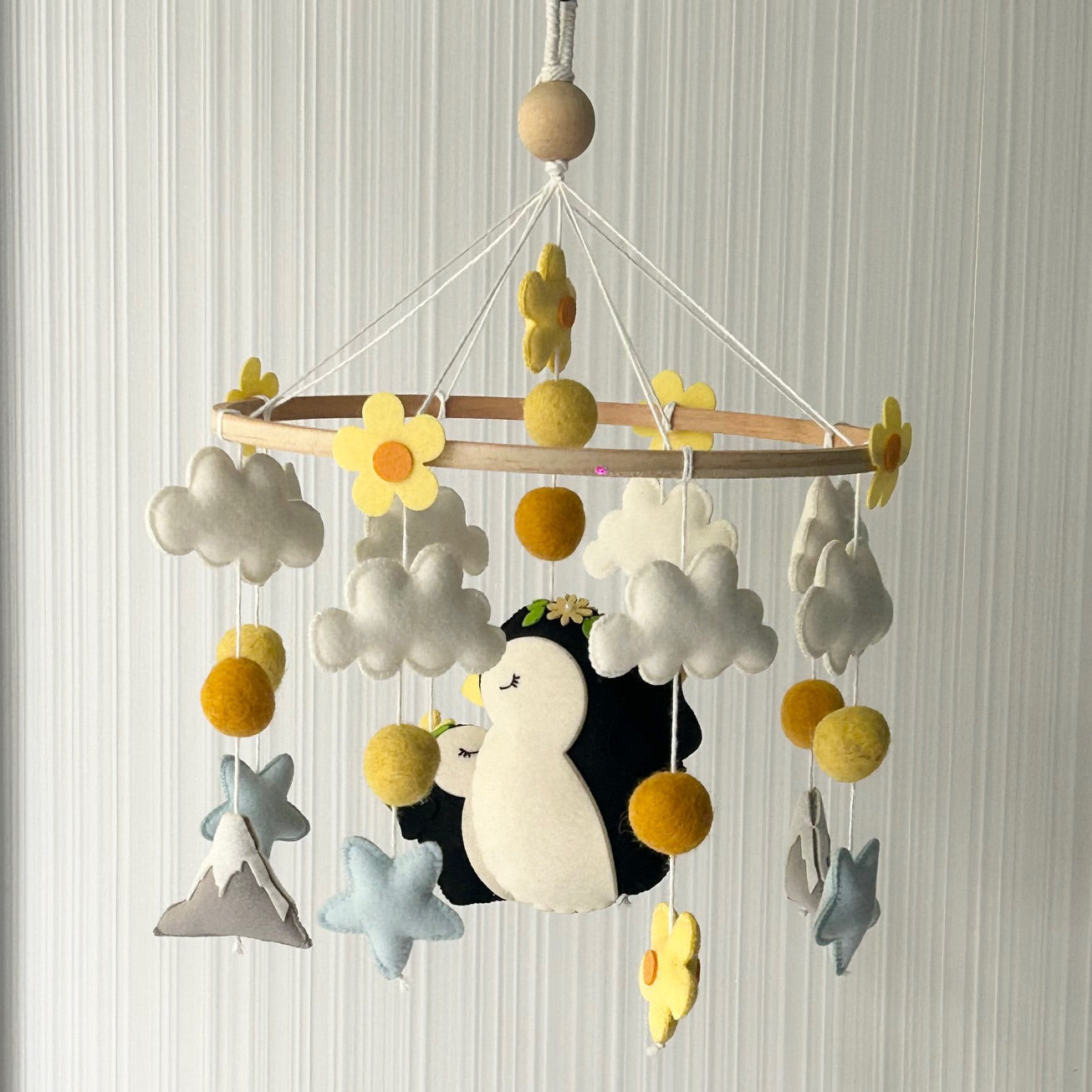 Penguin Dreamland - Cot / Crib Mobile