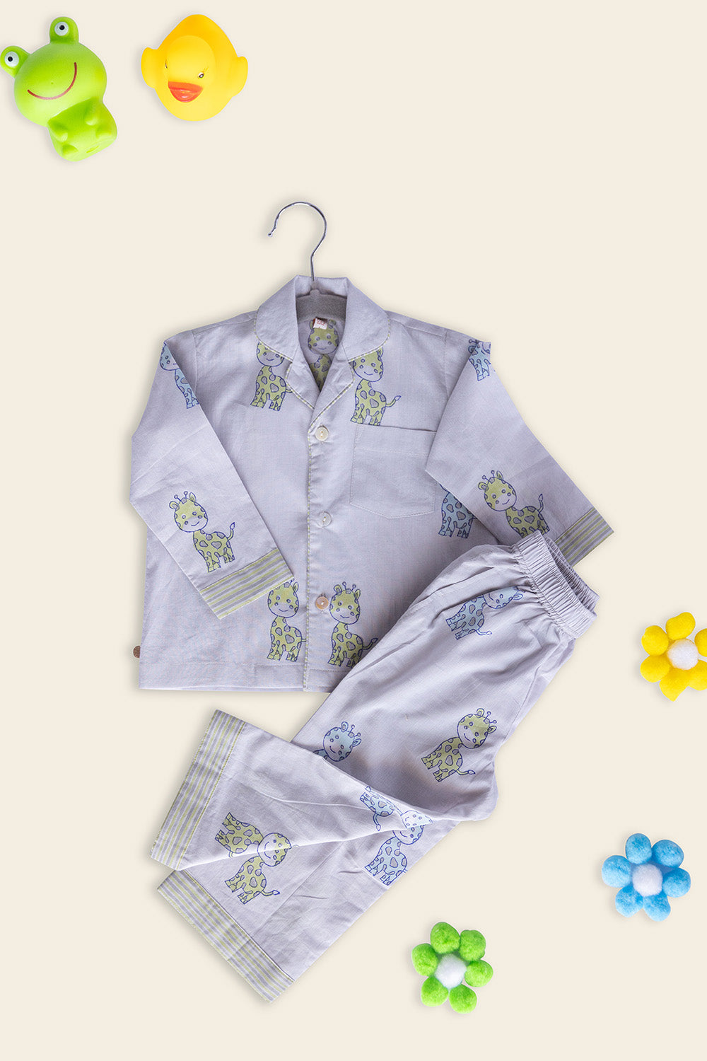 Grey Giraffe Kids Night Suit - Totdot