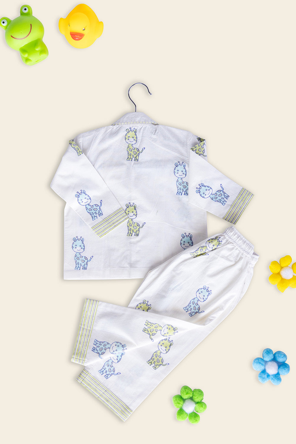 Giraffe Grove Kids Night Suit - Totdot