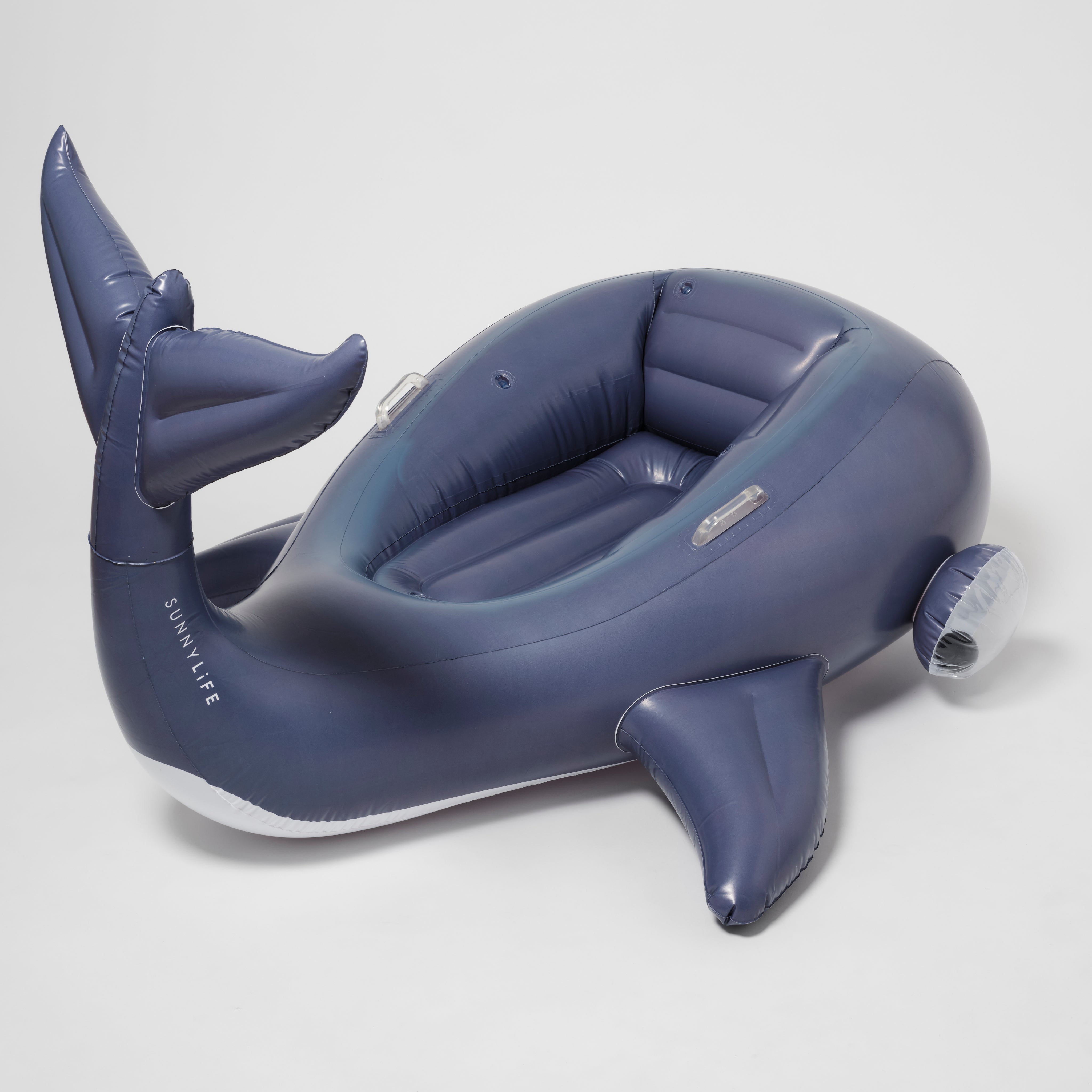 Luxe Ride-On Float Moby Dick Navy - Totdot